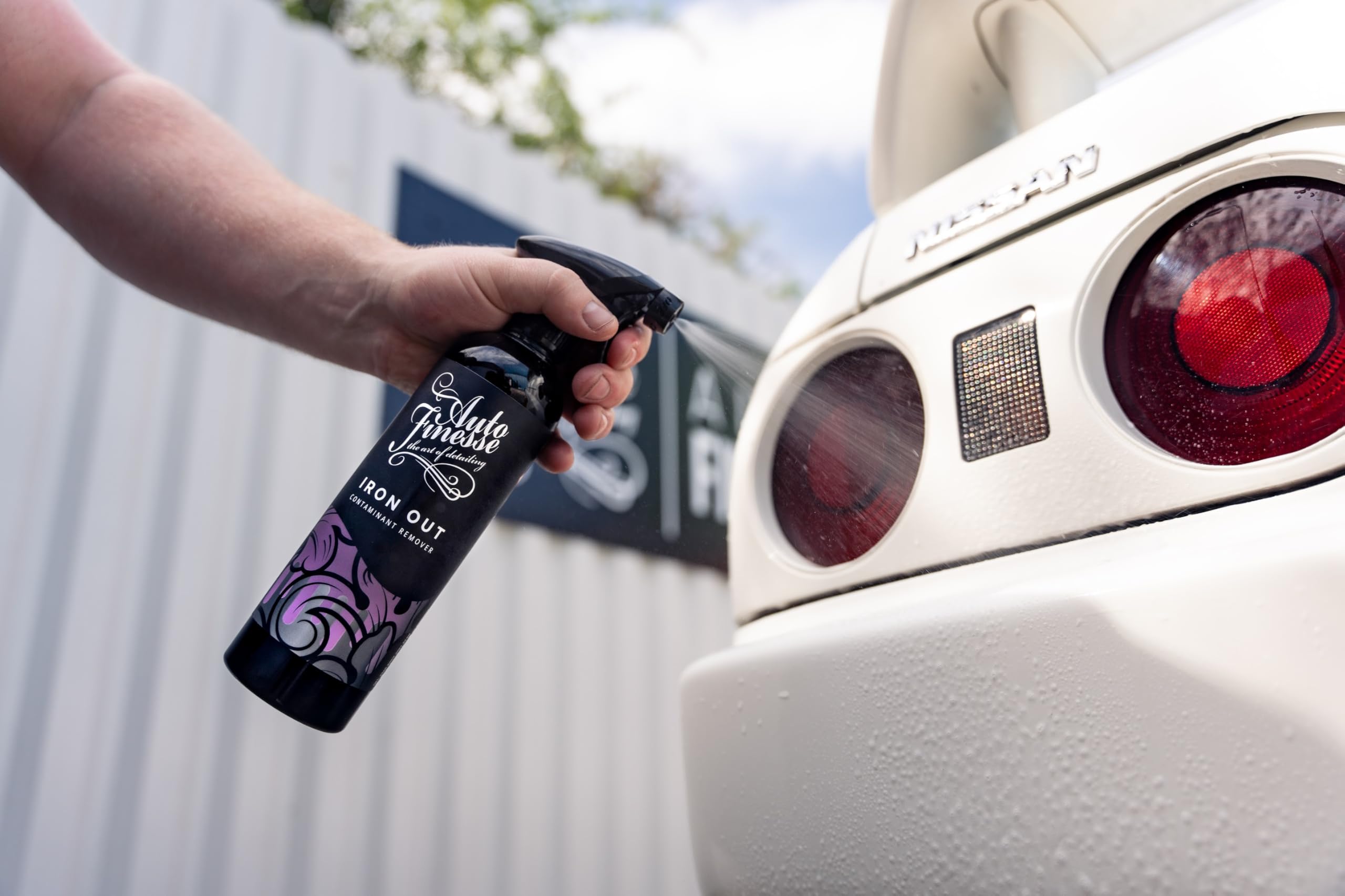 Auto Finesse Iron Out Schmutzentferner, Auto-Dekontaminationsspray, entfernt Bremsstaub, Eisenausfall, sicher für Lack, Glas, Räder, hergestellt in Großbritannien