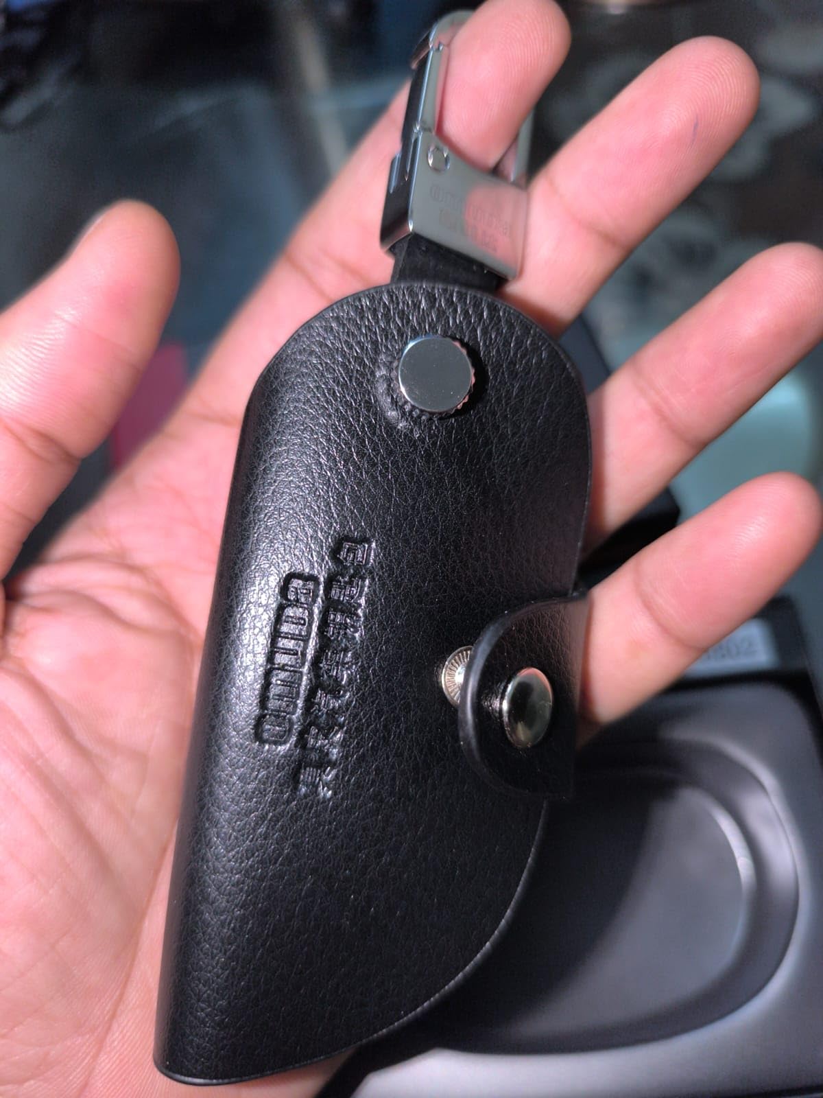 Tritra Premium Leather Car Key Pouch | Scratch-Resistant Key Holder Key Chain-image-11