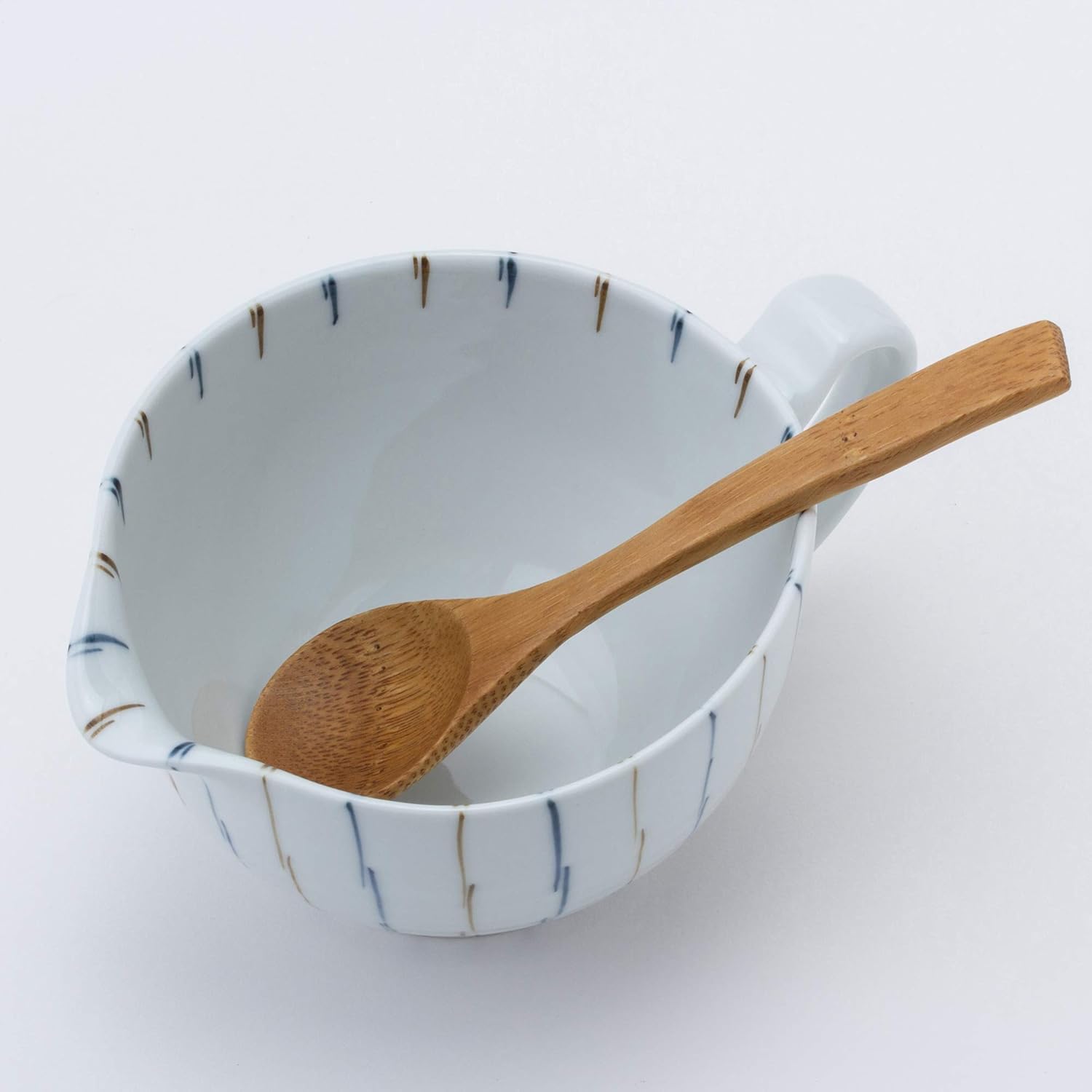 Hasami Ware 72818 Natto Pot, White, Natto Pot, Small Bowl, Straw Tozusa Pattern, Spoon Included, Dishwasher Safe, Made in Japan