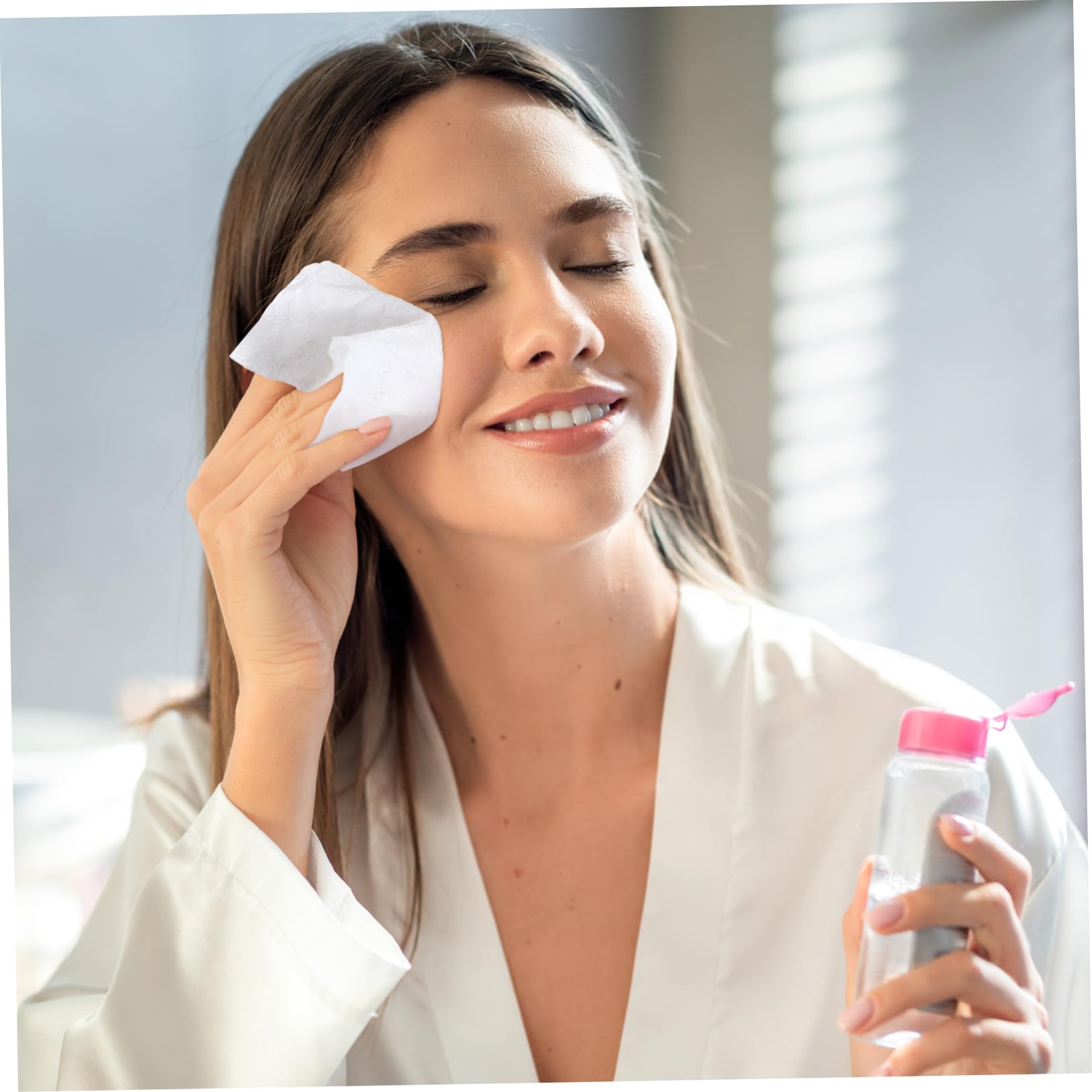FOMIYES Vliesstoff Gesichtspads 10x10cm Make up Entferner Einweg Reinigungspads Für Hauttypen Tragbar Sanft Und Hautschonend Für Zuhause Und Beauty Studios