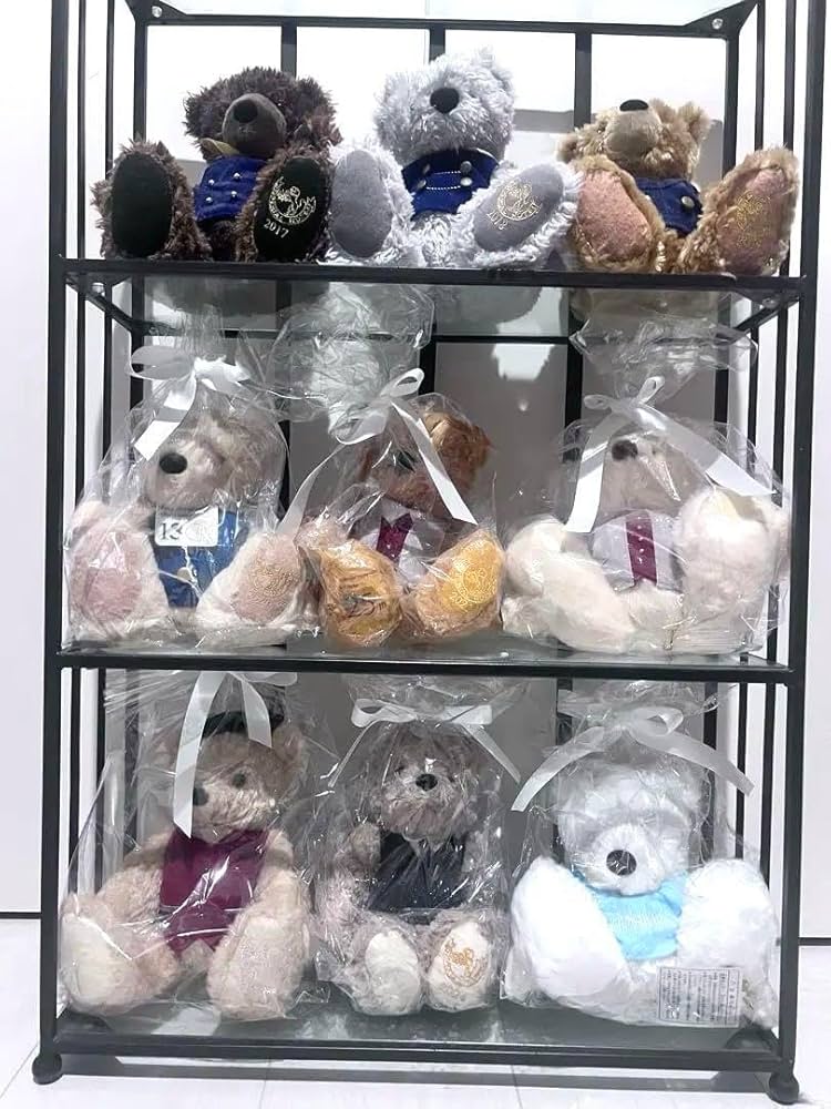 帝国ホテル　オリジナルイヤーベア　2017年〜2024年とハレクラニver. Amazon.co.jp: 帝国ホテル オリジナルイヤーベア 2017年〜2024年