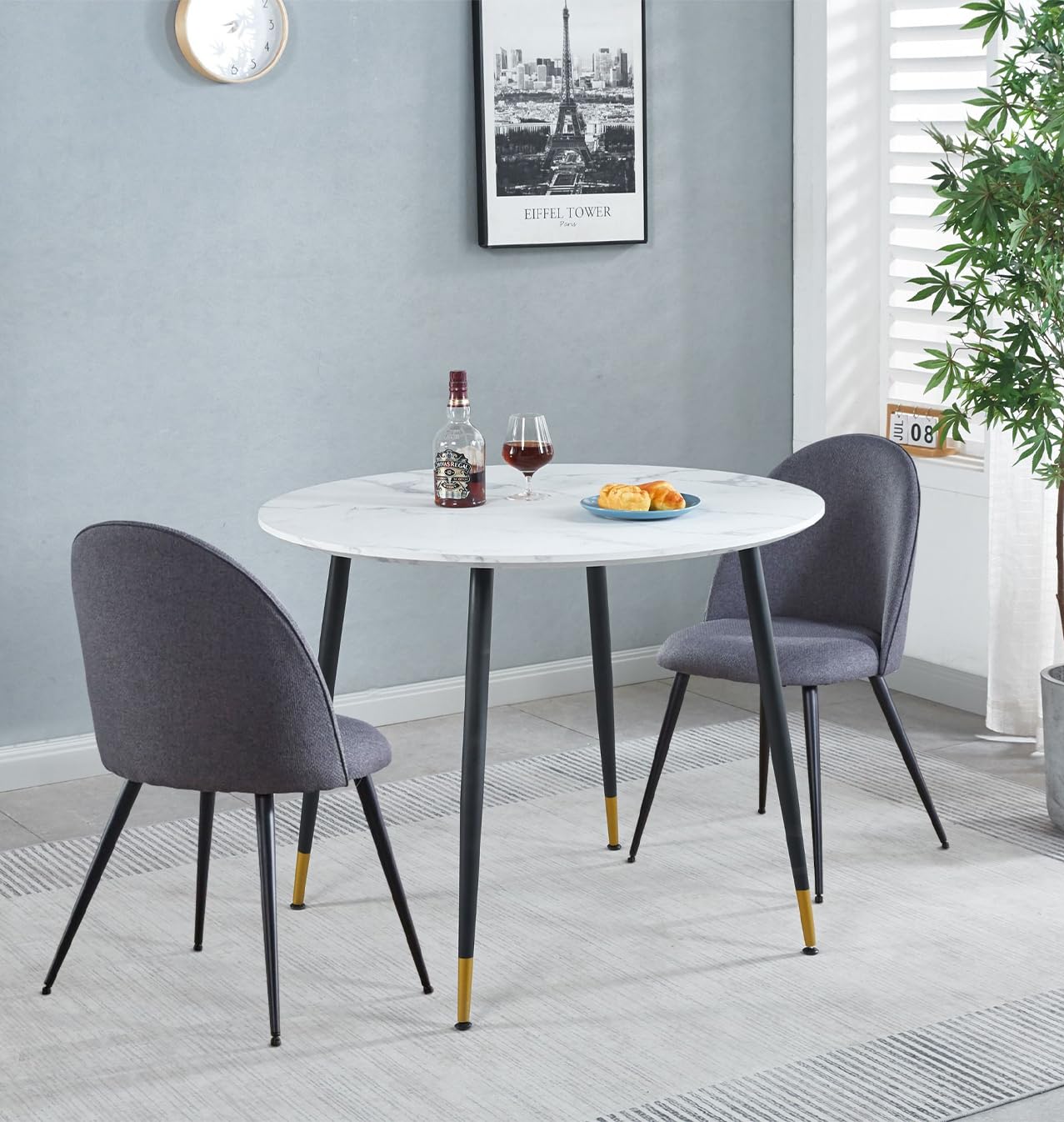 Mesa de comedor pequeña y 2 sillas cómodas contra espacios estrechos 1
