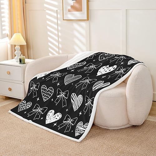 Miniatura 3 de Manta de cama con estampado de corazones de lazo, manta de felpa de grafiti dibujada a mano para decoración rústica del hogar, manta de franela