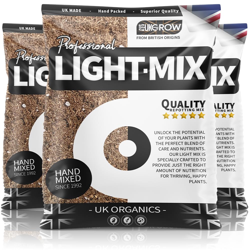 UKGROW All Mix Soil - 100% Natural Organic Potting Soil for Healthy Plants - Nutrient-Rich Compost for Indoor & Outdoor Gardening - Ideal for Vegetables, Flowers, Herbs, & More (20 Litre)