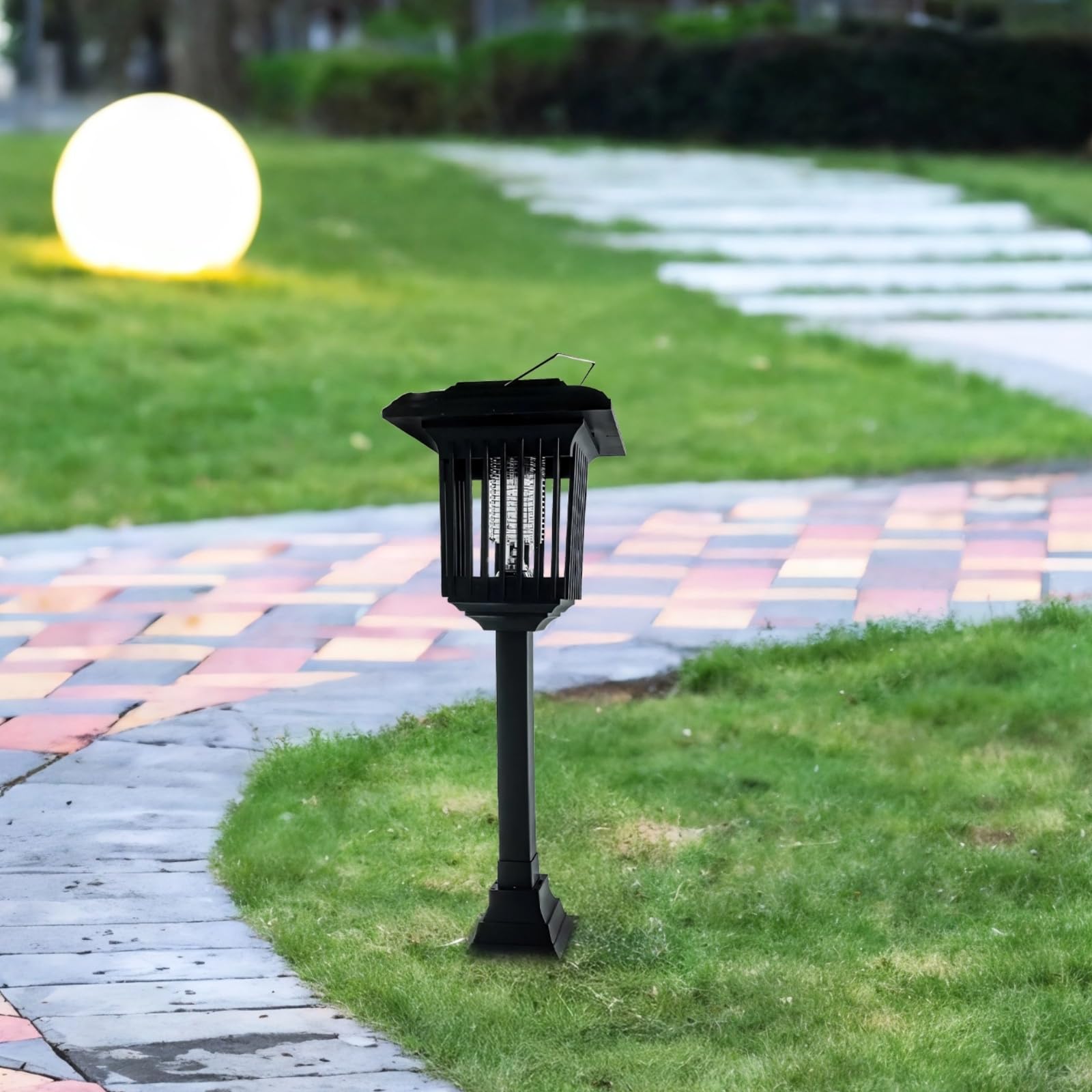 2 STK. Solar-Insektenvernichter für draußen, Lampe mit starkem Elektrogitter, Solarladung, wasserdichtes Design, für Garten, Balkon, Terrasse und Hauseingang, mit automatischer Lichtsteuerung
