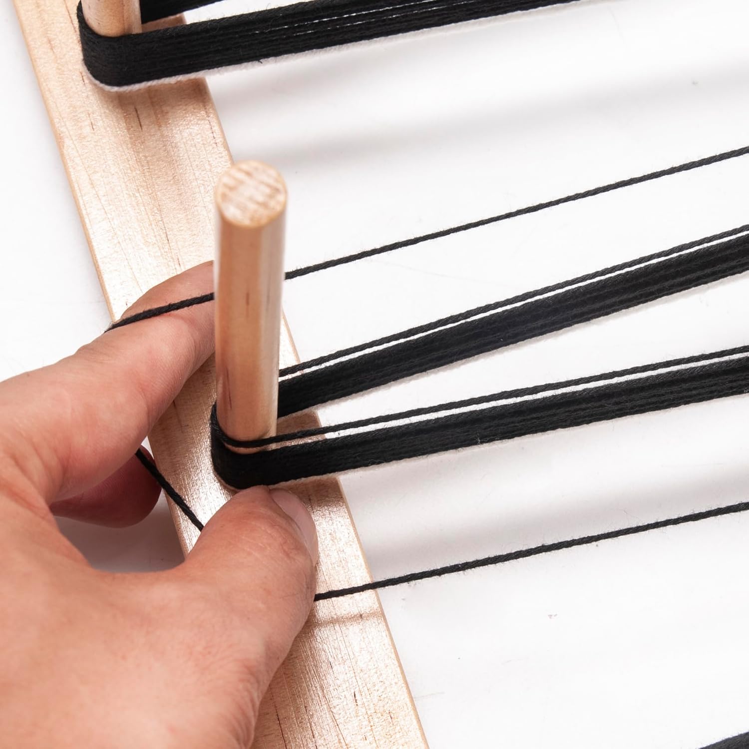 WILLOWDALE Wooden Warping Board，5.7 Yard Warping Frame for Weaving Loom Kit, Yarn Loom Knitting Kit, Wood Knitting Loom Kit for Adults, Adjustable Weaving Kit for Beginner, Arts & Crafts Supplies