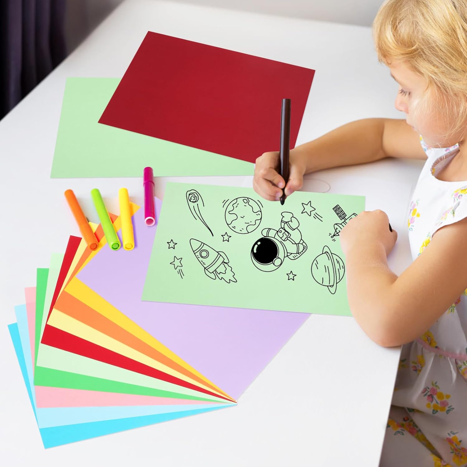 LALAFINA 100 Sheets Colored Cardstock Paper a4 Construction Paper Printer Card Stock for Crafting, Christmas Diy Card Making, Scrapbooking