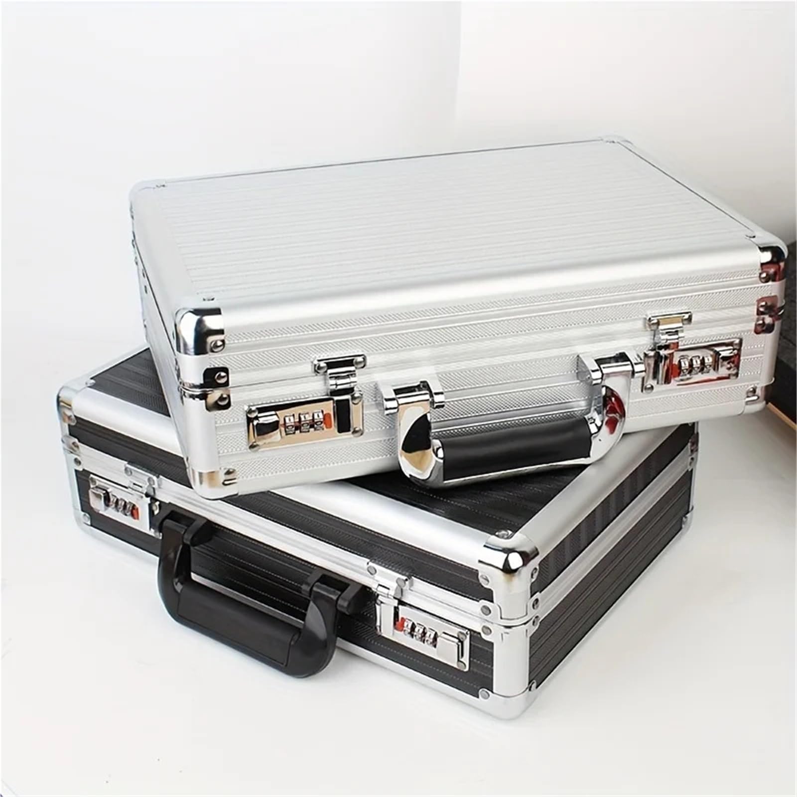 MaletíN De Aluminio Con Asa Caja de herramientas portátil con contraseña, caja almacenamiento equipo seguridad aleación aluminio esponja, protección contra caídas instrumentos precisión(White)