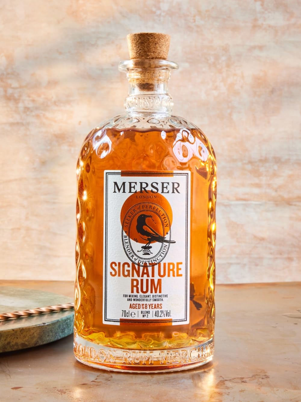 Rum Merser 8 Anni Invecchiato, 70 cl, Distillato Nei CARAIBI, Merser Signature combina i migliori rum delle Barbados, Giamaica e Repubblica Dominicana, invecchiati fino a 8 anni.