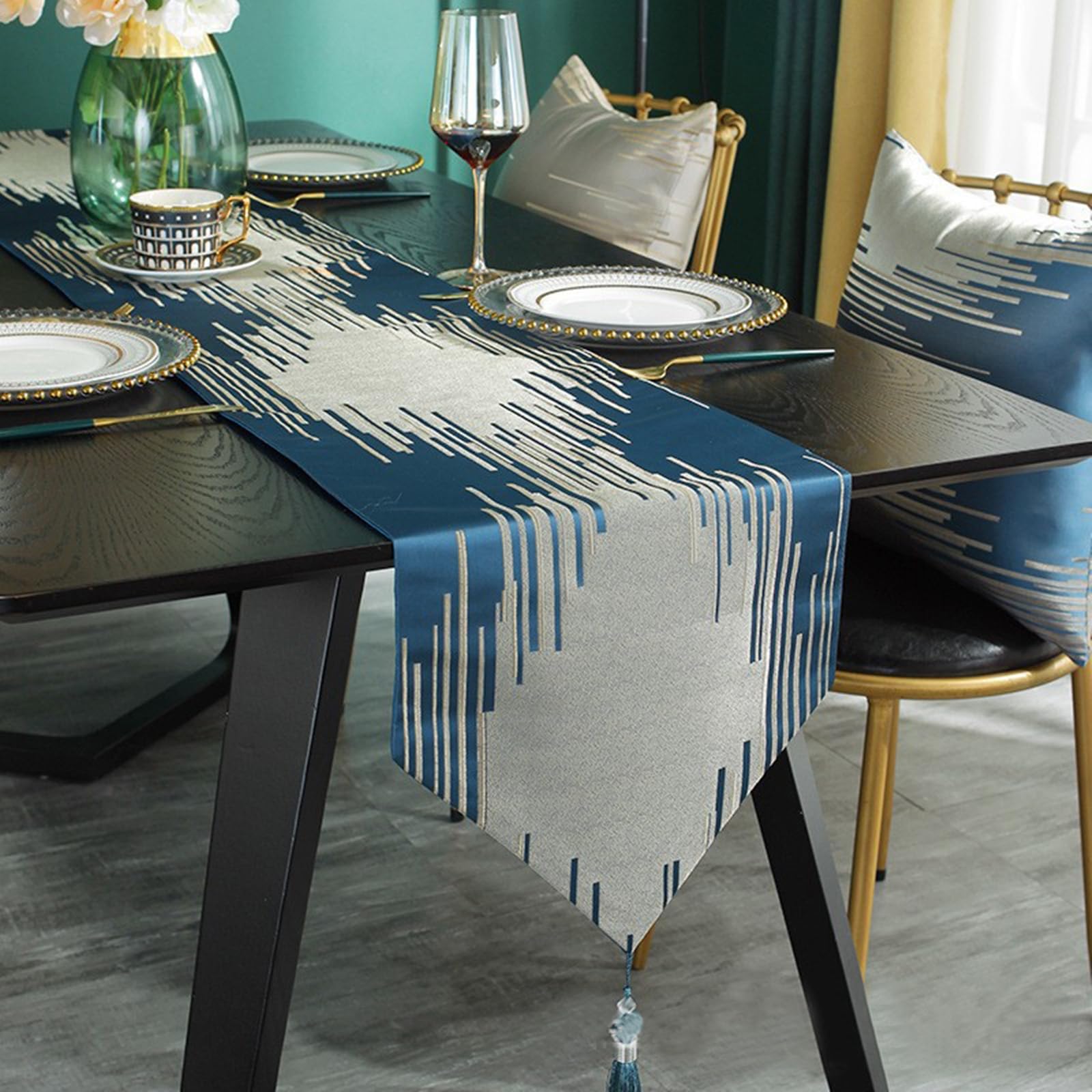 Camino de mesa de comedor de 63 pulgadas de largo, moderno camino de mesa de poliéster con patrón de rayas simples con borlas para fiestas de té y uso diario, azul, 13 x 63 pulgadas