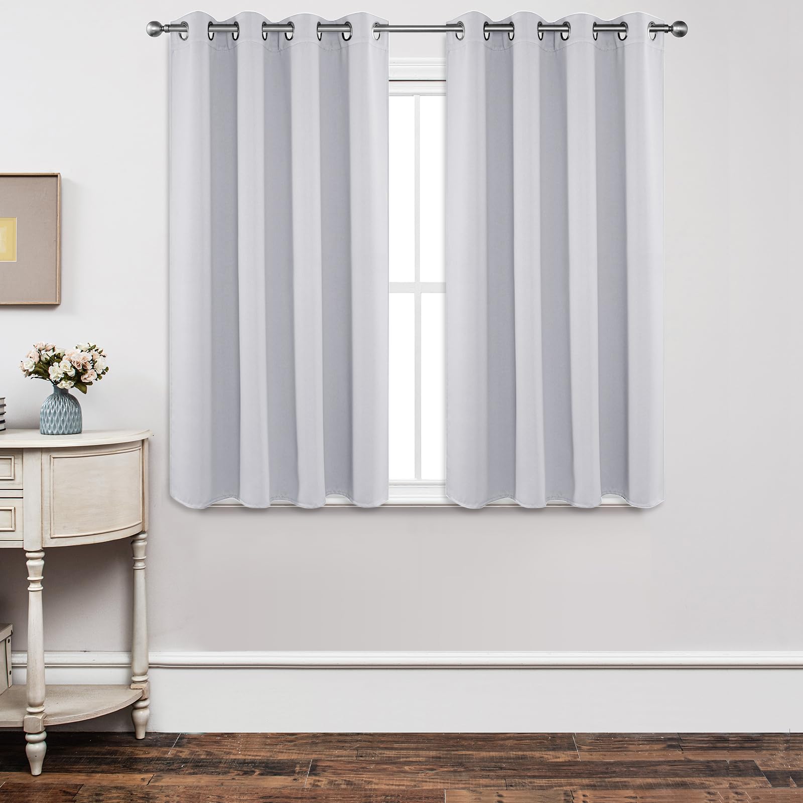 Joydeco Tende Oscuranti per Interni 2 Pezzi, Tende Termiche con Occhielli per Soggiorno Moderne, Cameretta Bambini, Camera da Letto Blackout Curtains(2xL132xA137,Grigio Bianco)
