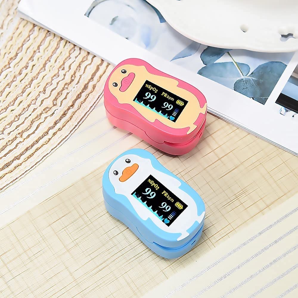 Pulsioxímetro de Dedo para Niños Monitor Portátil de Saturación de Oxígeno En Sangre Con Pantalla OLED Digital Baterías Y Cordón