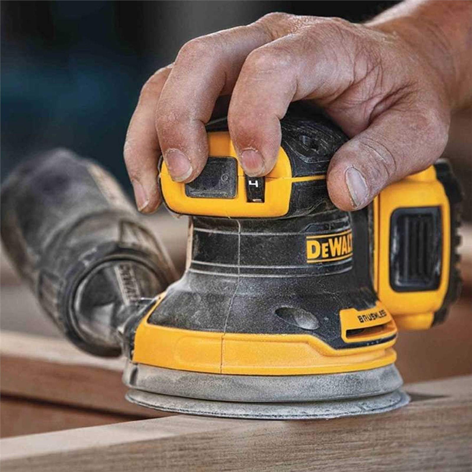 DEWALT Levigatrice roto-orbitale da 125mm 18V Motore BRUSHLESS, DCW210P2-QW