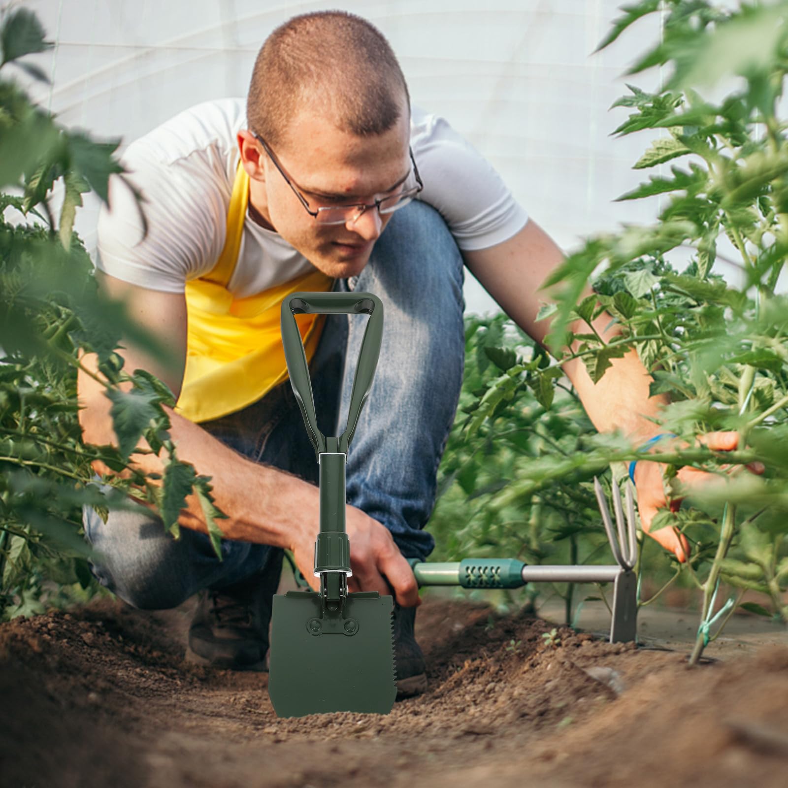 LIOOBO Outdoor Klappspaten aus Edelstahl mit Rost und Verformungsbeständigem Design Praktische Gartenschaufel für Camping und Feldarbeit 1 Satz Grün