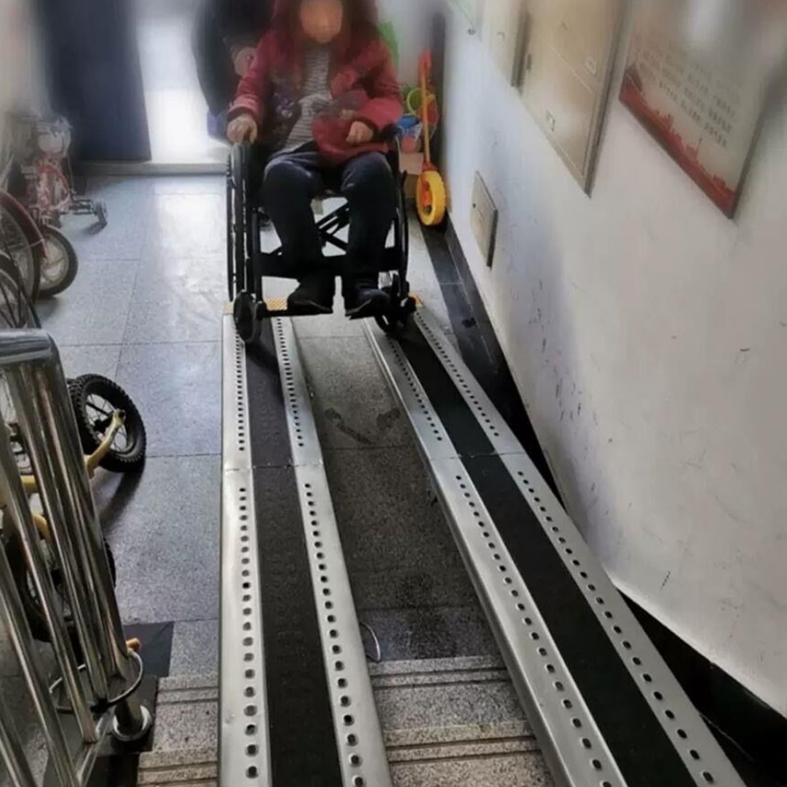 Rampa de umbral, Placas de transición portátiles para sillas de Ruedas, escalones de Scooter Antideslizantes de Mano, patinetes de transición para Puertas (Color: 1 m, tamaño: 2 Unidades)