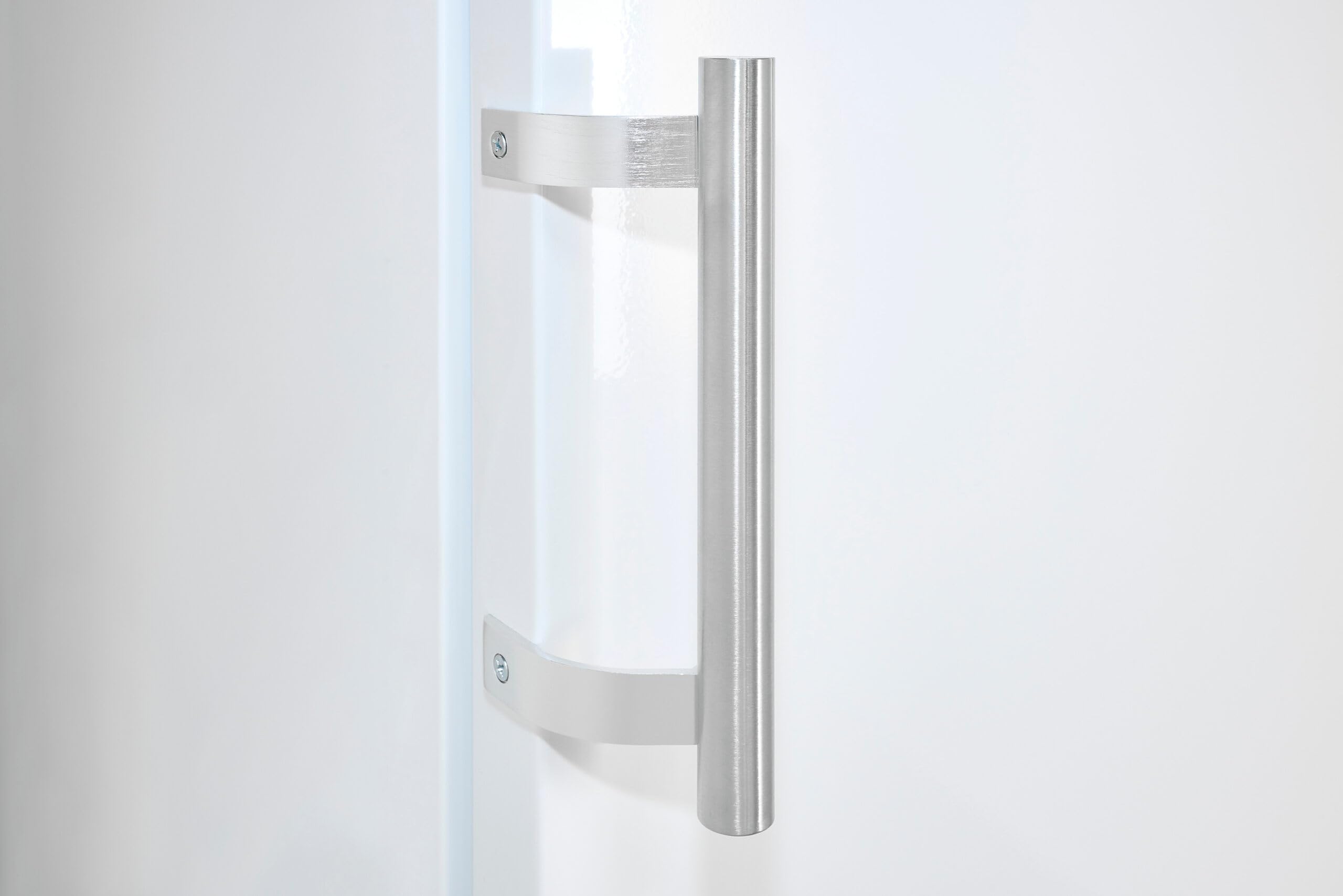 Exquisit® Frigorífico para Bebidas 296L, Color Blanco, Clase E, Puerta Reversible, 6 Estantes de Rejilla, Tirador Externo de Acero, Iluminación LED, Medidas (163,0 x 60,0 x 62,0 cm)