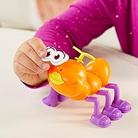 Vista 5 de Hasbro Gaming Cootie - Juego de construcción de insectos para mezclar y combinar 2 a 4 jugadores Juegos de mesa fáciles de preescolar Regalos