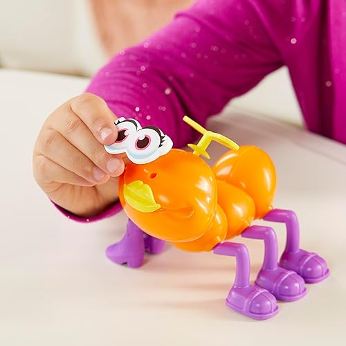 Miniatura 5 de Hasbro Gaming Cootie - Juego de construcción de insectos para mezclar y combinar | 2-4 jugadores | Juegos de mesa fáciles de preescolar | Regalos de