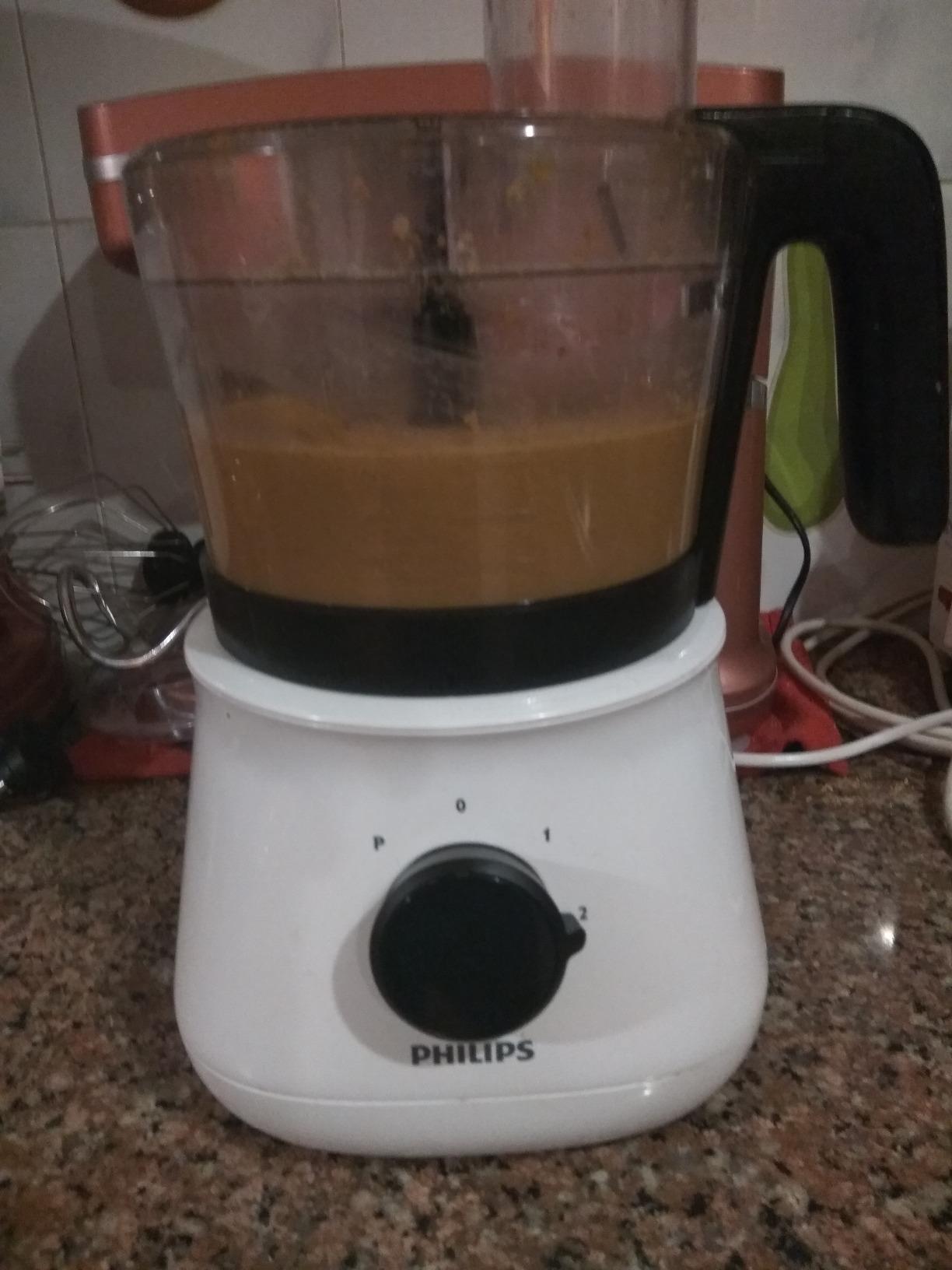 Buy Philips Food Processor HL1661 700Watts with Chutney Jar Online at