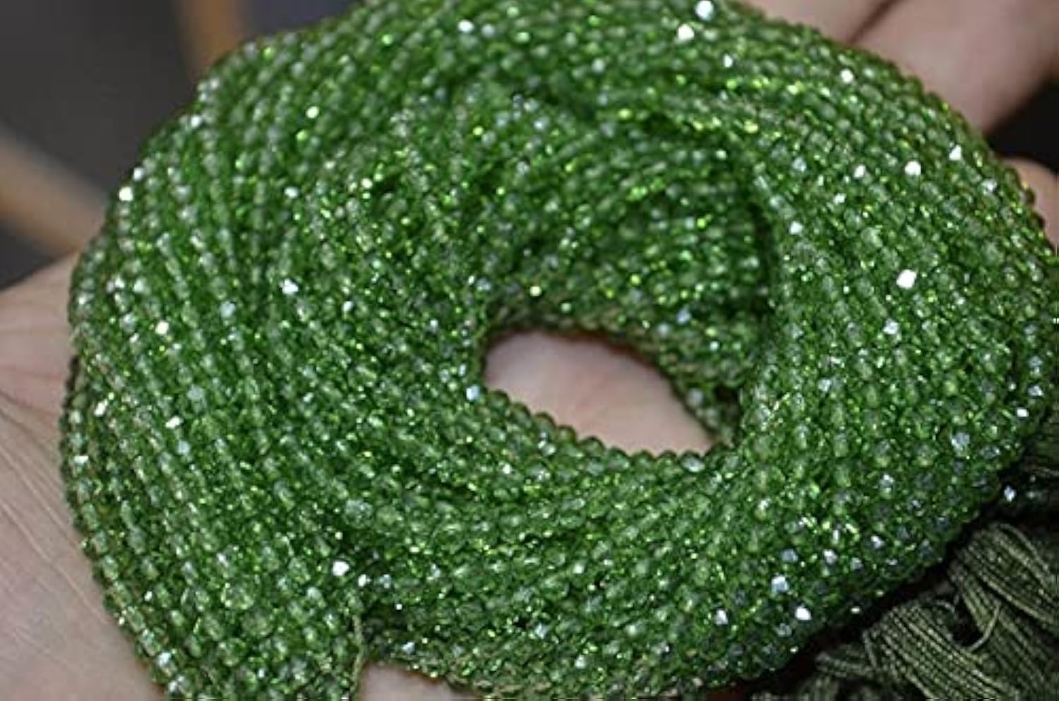 Apatite verte quartz rondelle facettée LKBEADS de 3mm pour création de bijoux