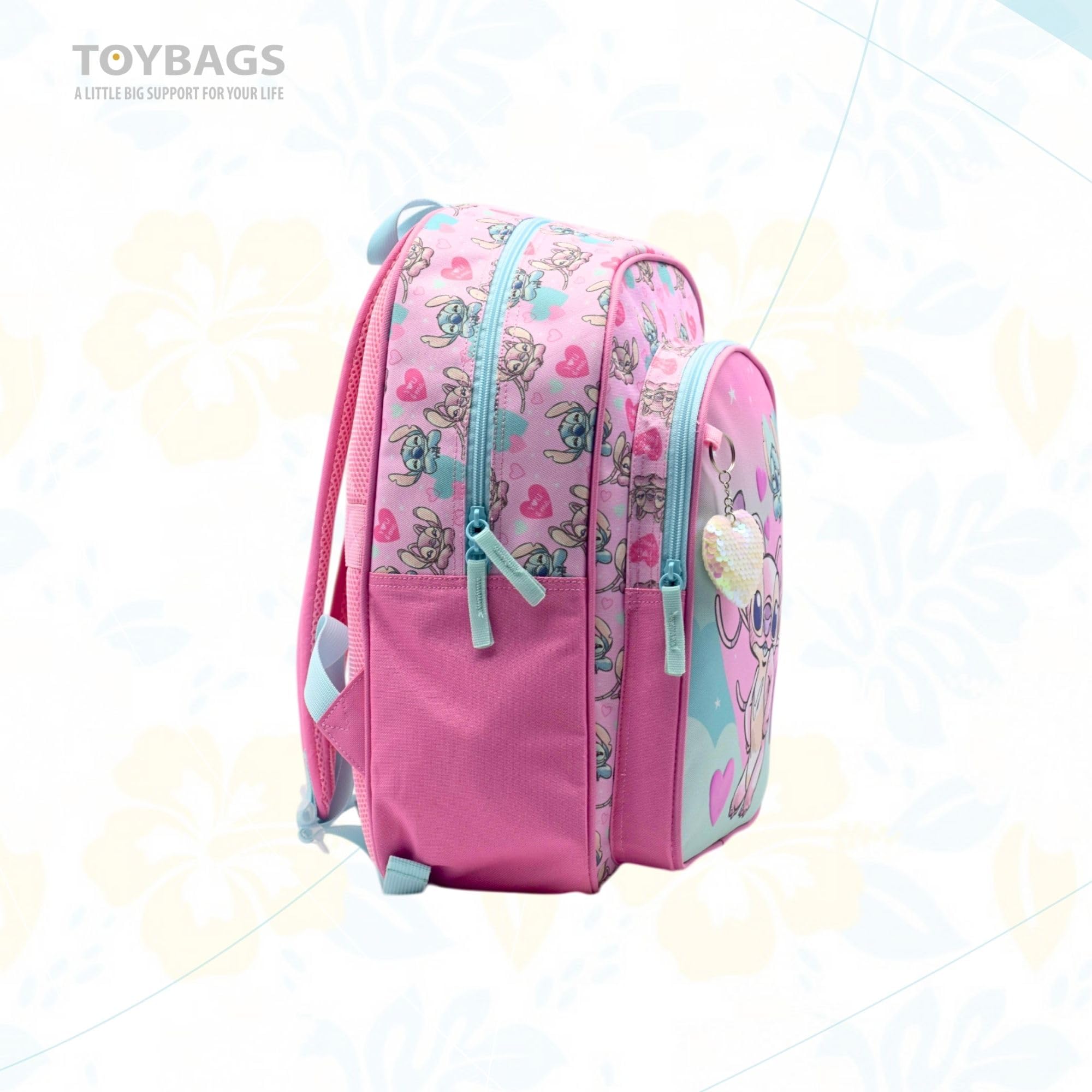 TOYBAGS Mochila Escolar Angel & Stitch - Doble Compartimento - CON ACCESORIO CORAZON - Compartimento portalaptop - Espaldera acolchada - 44.5 X 32 X 21 CM.