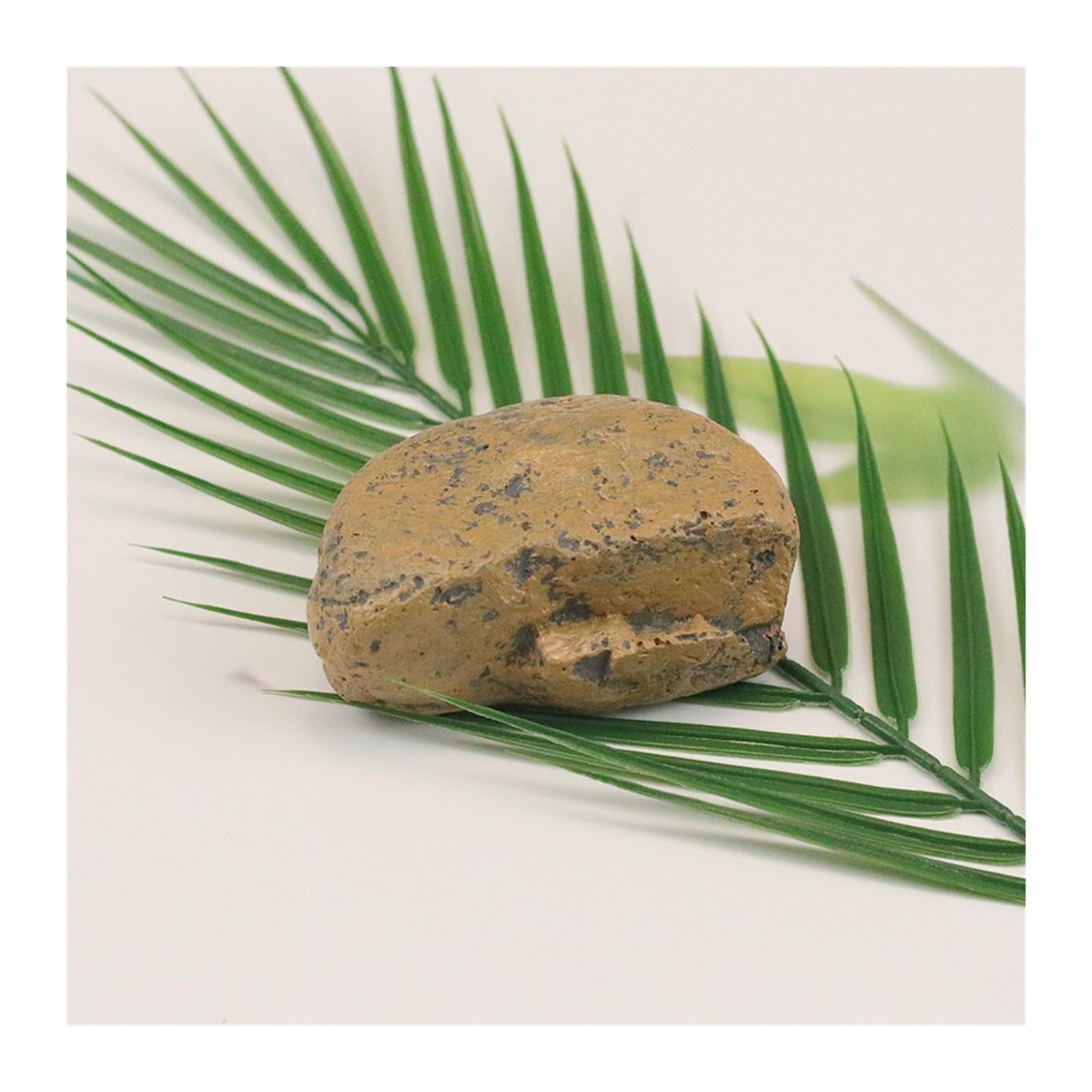 Simulated Stone Key Storage Box Resin Stone Shape Hidden Private Money Key Storage Box Hidden(Key box -3)