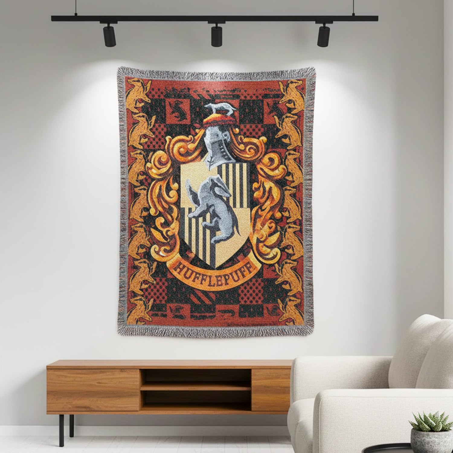 ハリーポッターのタペストリー Amazon.com: Harry Potter Tapestry Set - Bundle Hufflepuff Wall