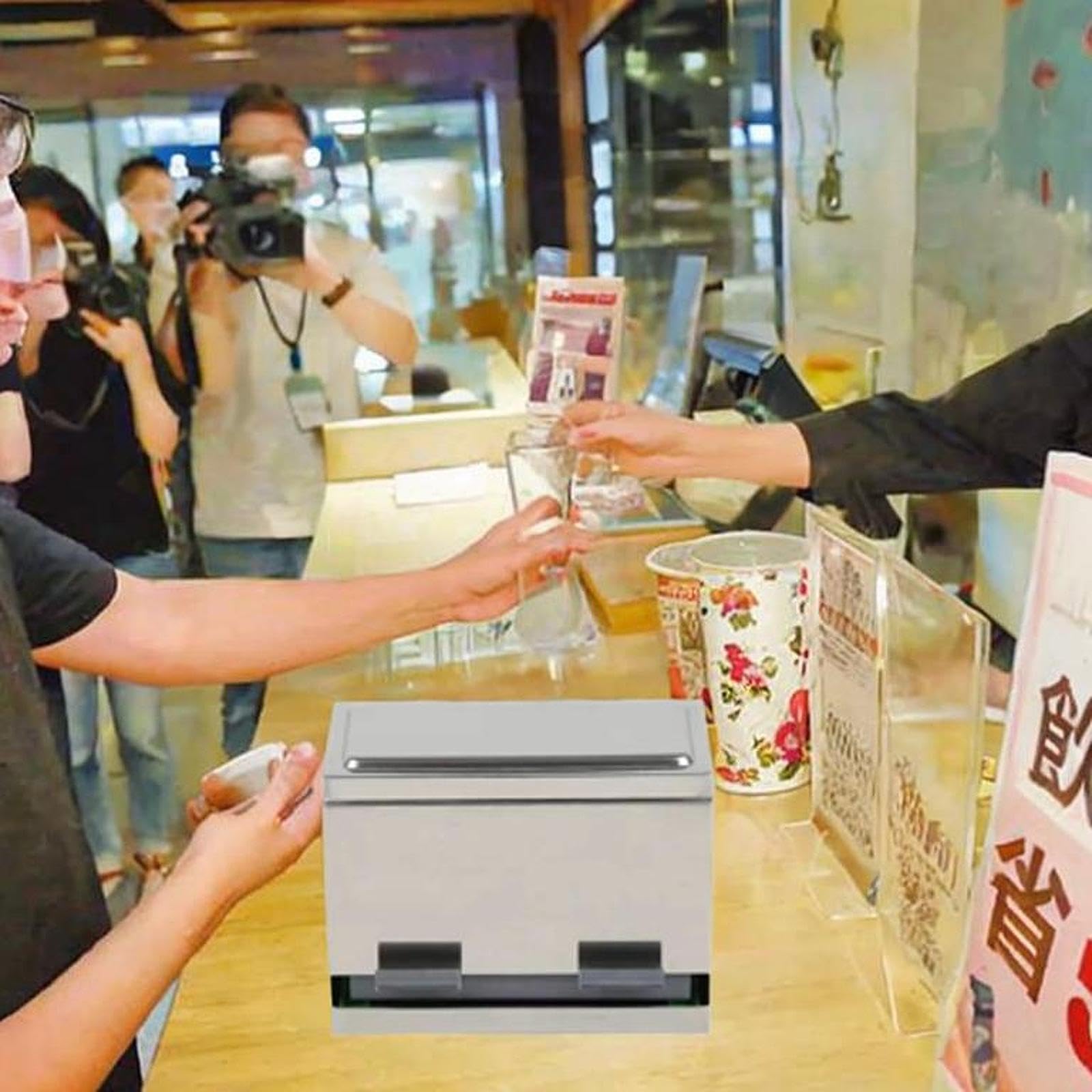 Dispenser di Cannucce a Pressatura, Contenitore Antipolvere, Scatola per La Conservazione della Cannuccia