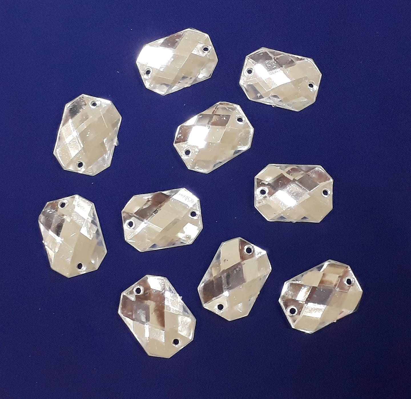 Strass Da Cucire Neri 70 Pezzi - 7 Forme Diverse - Per Abbigliamento E Fai Da Te - Foto 10