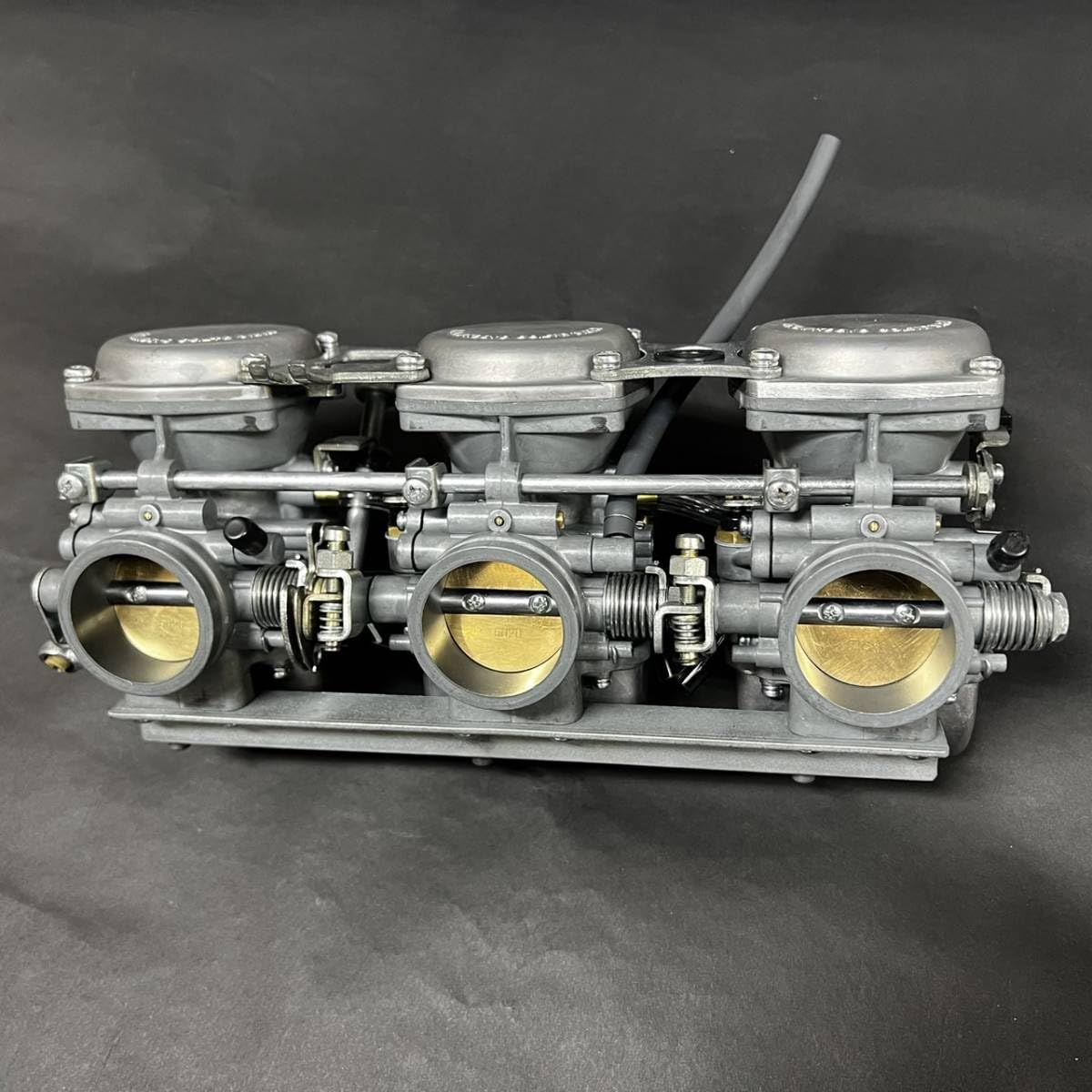 Amazon.co.jp: MADE IN JAPAN GT750 キャブレター バタフライパッキン