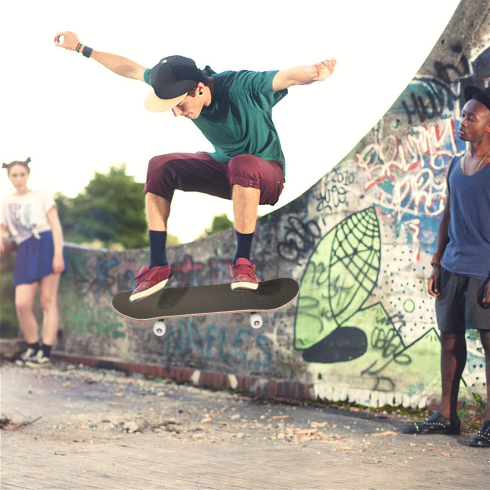 Skateboard Komplettboard Ahorn Holz für Kinder, Jugendliche und Erwachsene, mit ABEC-7 Kugellagern, Tragfähigkeit: 250 kg (Schwarz)