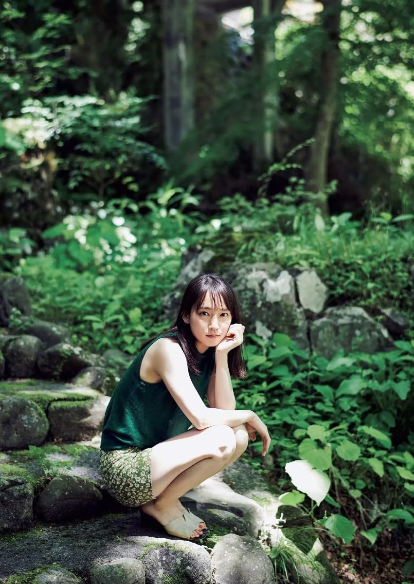 Amazon.co.jp: 吉岡里帆 L版 100枚 写真 : おもちゃ