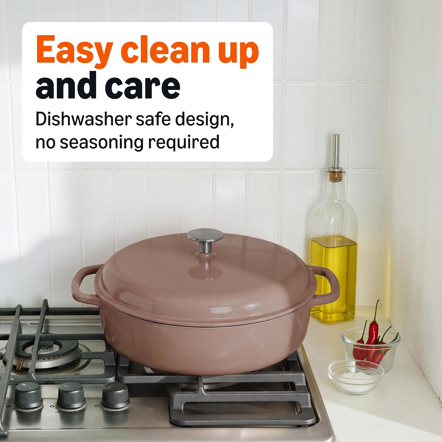 Amazon Basics Enameled Cast Iron Braiser Pan with Lid, 4 -Quart,Clay