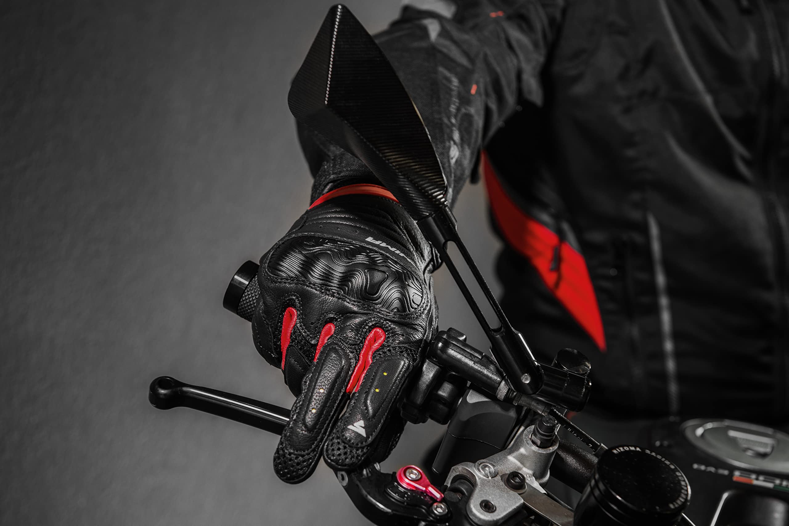 SHIMA RUSH GLOVES MEN BLACK, skórzane krótkie rękawice motocyklowe z ochraniaczami (czarne, M)