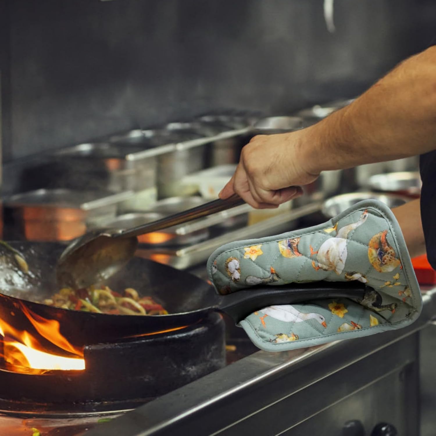 Pot Holders Set of 2 Heat Resistant 480℉ Kitchen 100% Cotton Comfortable Lining Printing Teal Flower Women Men Home Cooking Baking Microwave BBQ Gift (Teal potholders) - Image 5