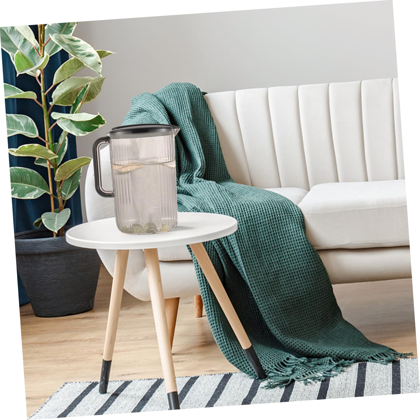 Veemoon Jarra de Plástico para Agua Fría 2l Negra, Recipiente de Bebidas Práctica y Duradera, Adecuado para Hogar y Oficina, Uso Diario Jugos, Té o Cerveza