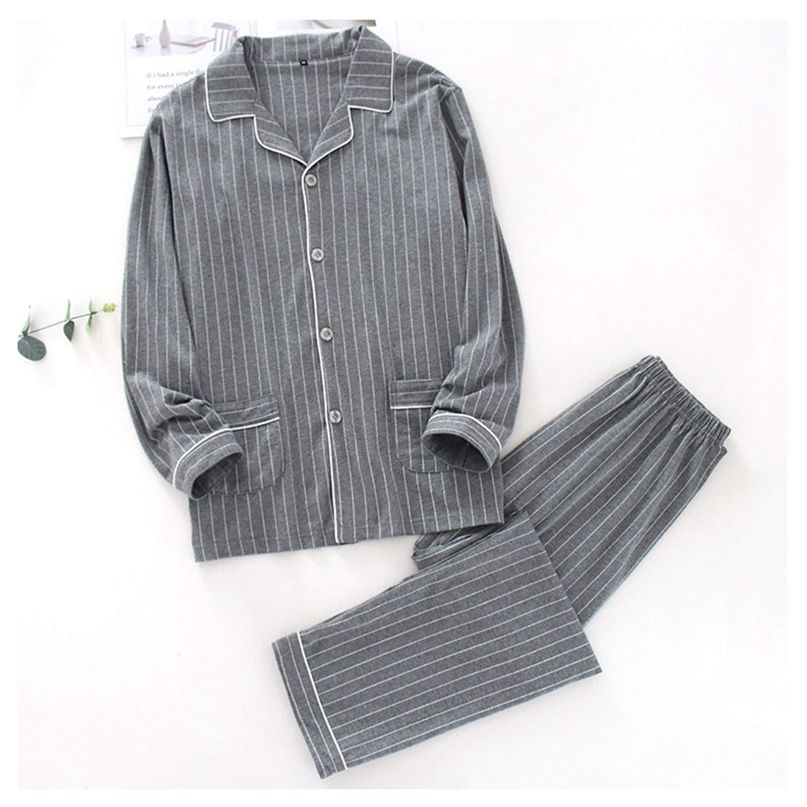 Pyjamas en coton rayé amples pour des week-ends cocooning réussis