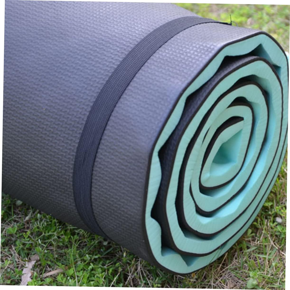 Outdoor Camping Sleeping Pad Eva Groove Mat for Tent Picnic and Hiking Portable Travel Blanket for Backpacking and Outdoor Activities