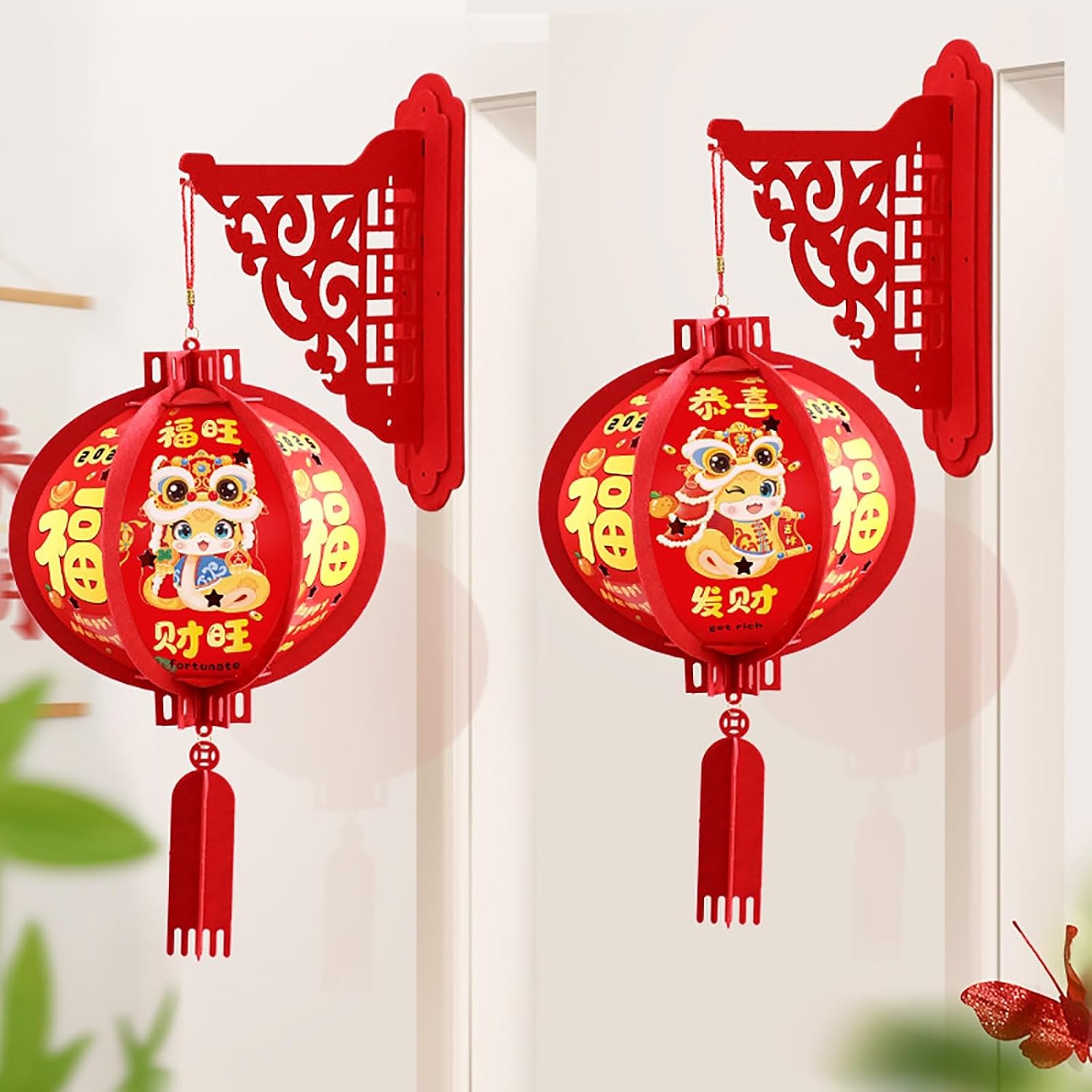 中国の蛇年ランタン、斬新な新年の飾り、中国の旧正月用の赤い布製ランタン(C)