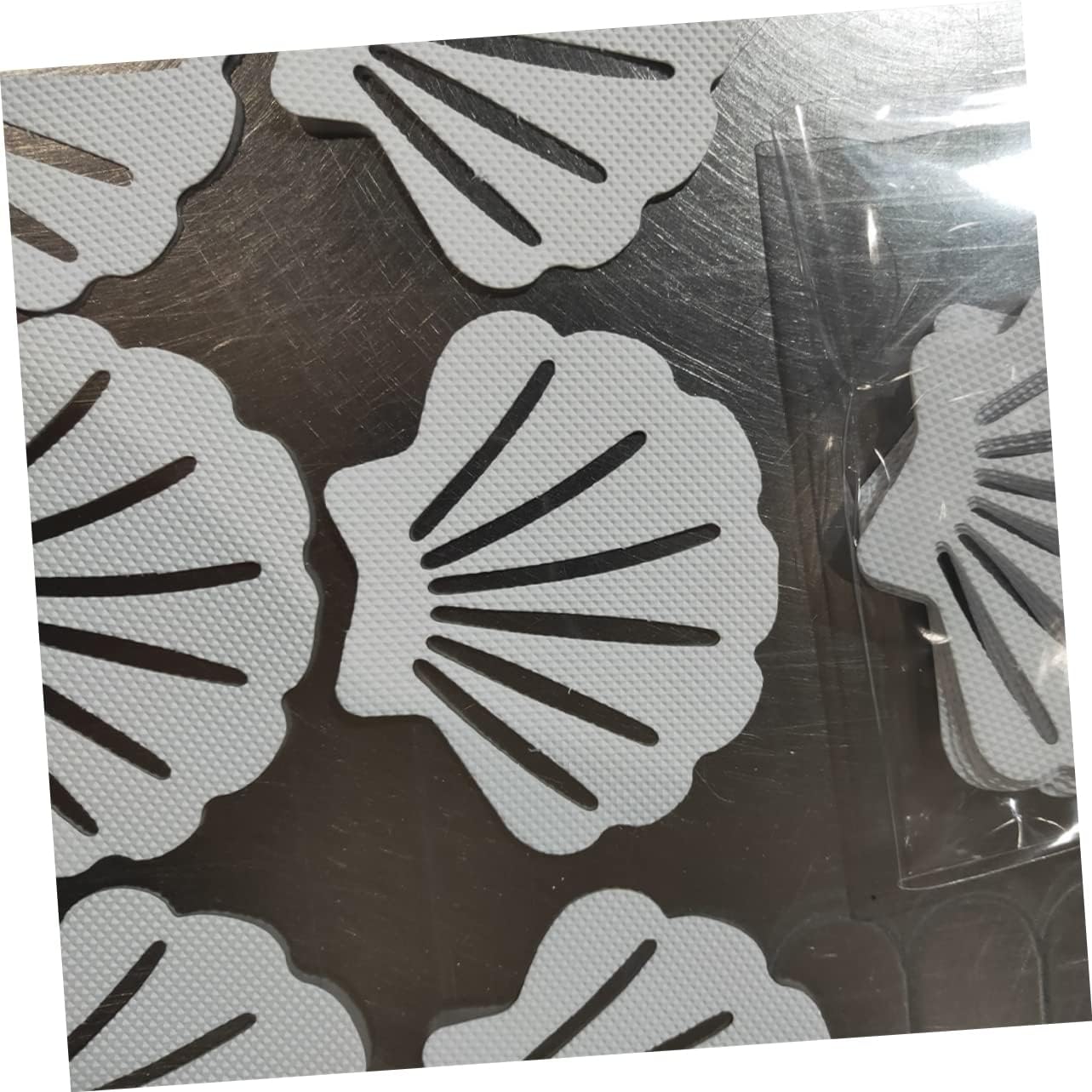 ULTECHNOVO 22-Piece Bathroom Anti-Slip Stickers Set Shell and Round Non-Slip Strips Adhesive Safety Decals for Bathtub and Shower Waterproof and Sturdy for Family Use