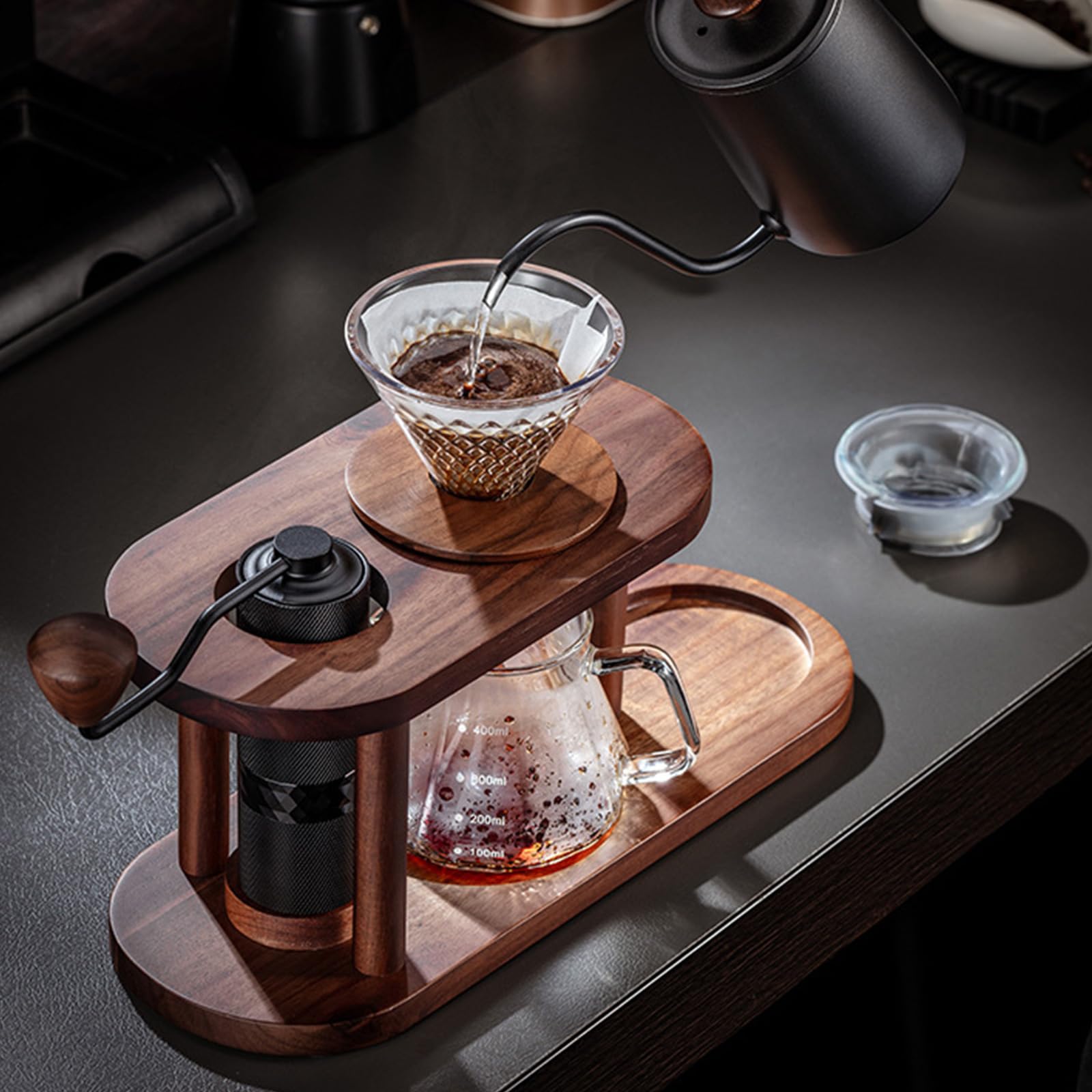 Einfaches Handtropfer Kaffeebrüher Set aus Naturholz und hitzebeständigem Glas Kaffeezubehör für kleine Küchen Ästhetisches Zubehör
