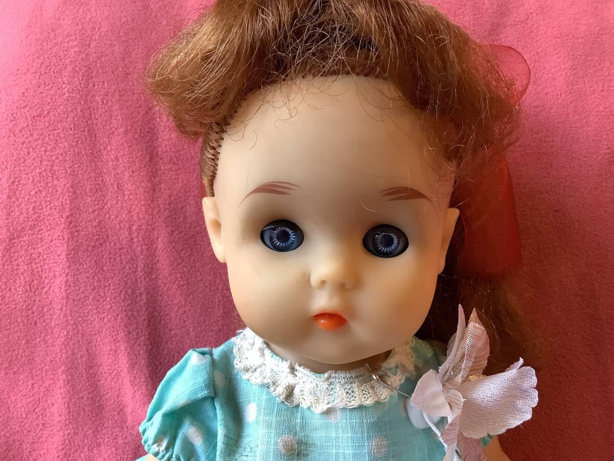 Amazon.co.jp: カール人形 水玉ドレス 眠り目 35センチ : おもちゃ