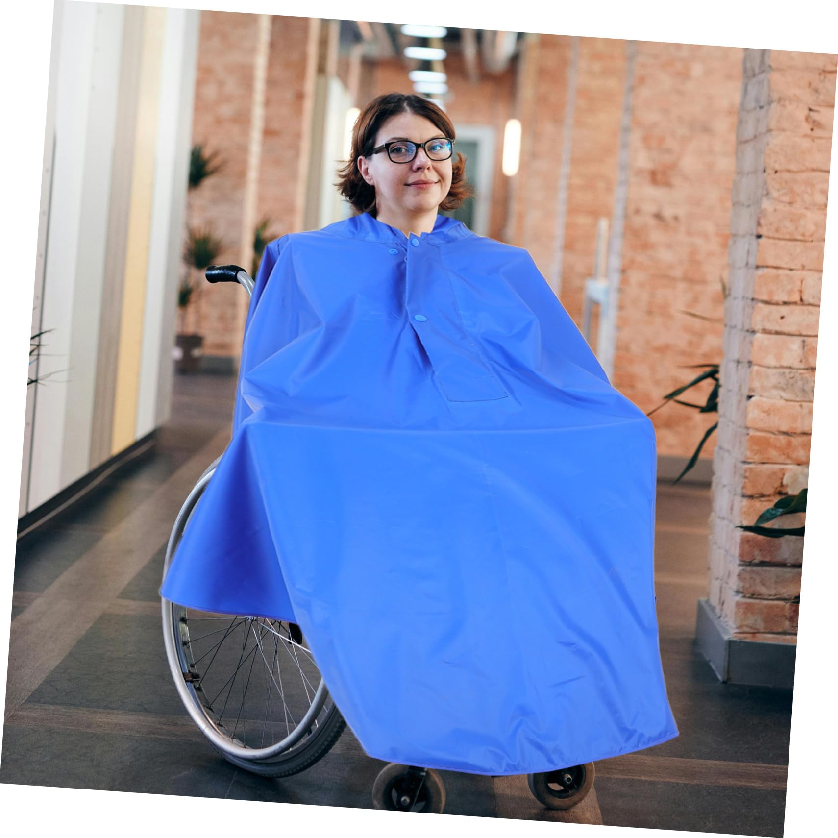 Rollstuhlponcho aus Polyester, Blau, mit Kapuze und Schirm | Regenschutz für Elektromobile, Leicht und Tragbar, für Draußen und Reisen
