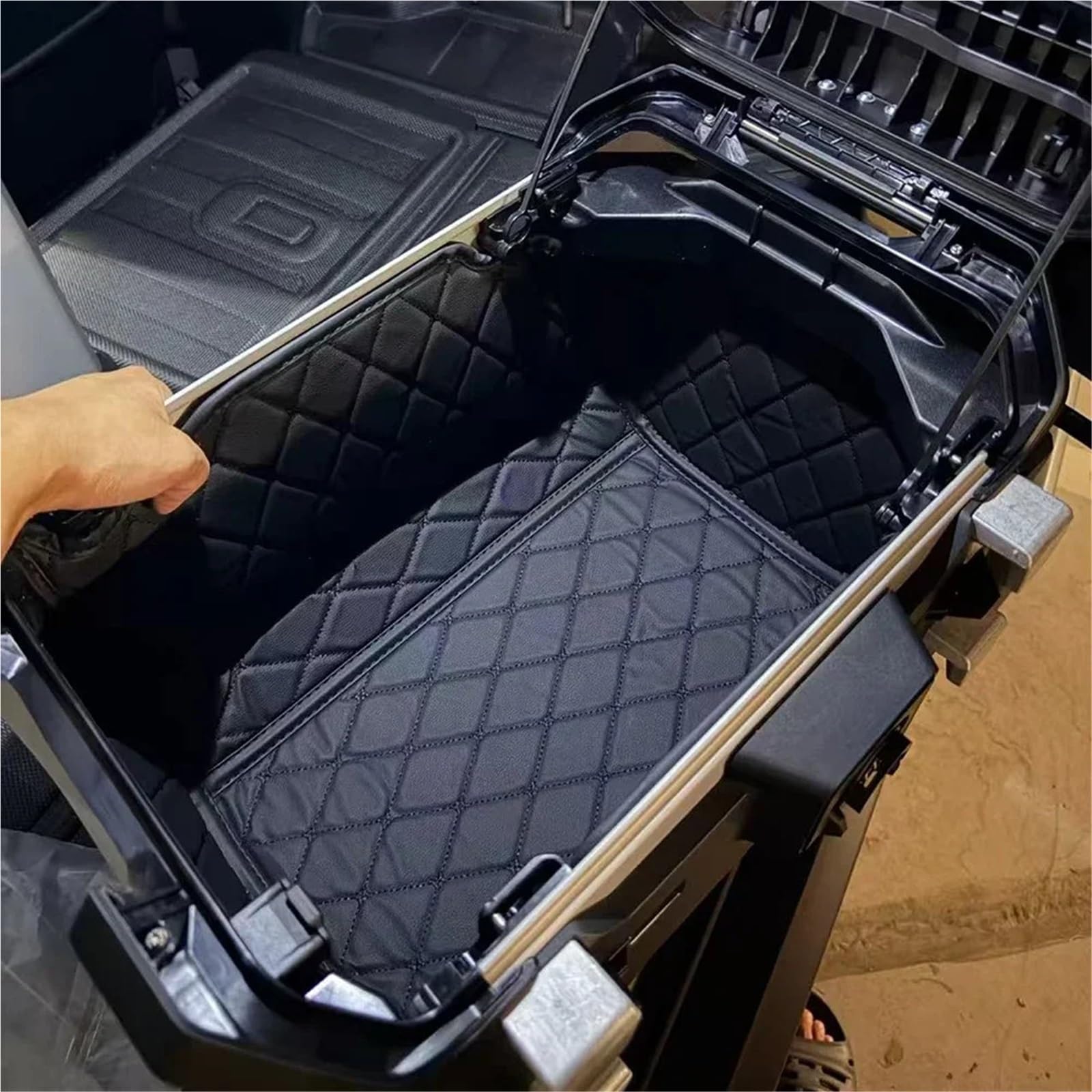 Tappetino di Carico Per Bmw R 1300GS Avventura Rivestimento di Bagagliaio | Fodera Per borsa da sella Per motocicletta Fodera morbida Per borsa da sella Scatola laterale(1 SET Black wire)