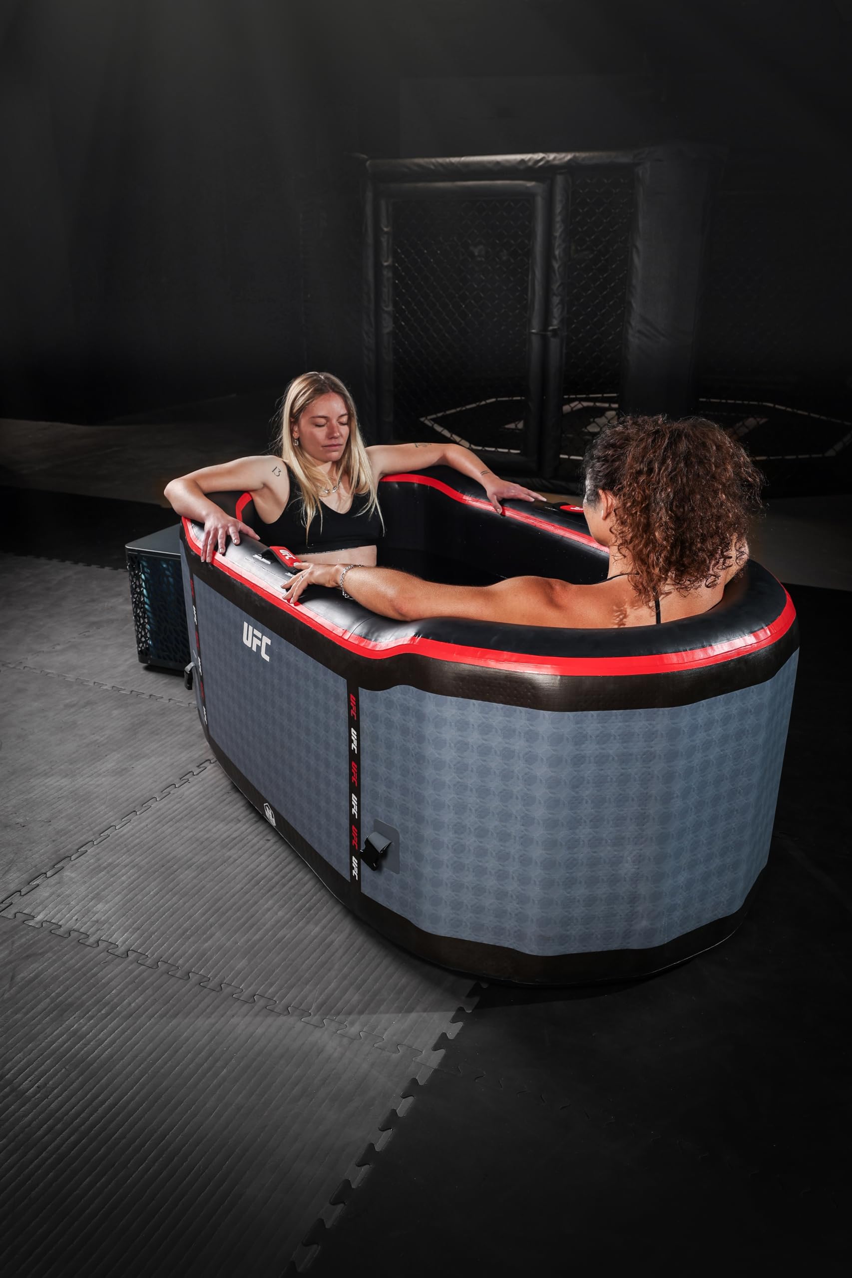 N NETSPA Pack Chiller 3 – 40 °C 5 kW Ice Bath UFC (SP-UFC301-CK5) – Kaltbad ICEBATH UFC Dropstitch mit Motor: Innovation im Dienste der Erholung – 170 x 67 x 92 cm – 1 Person – 320 l