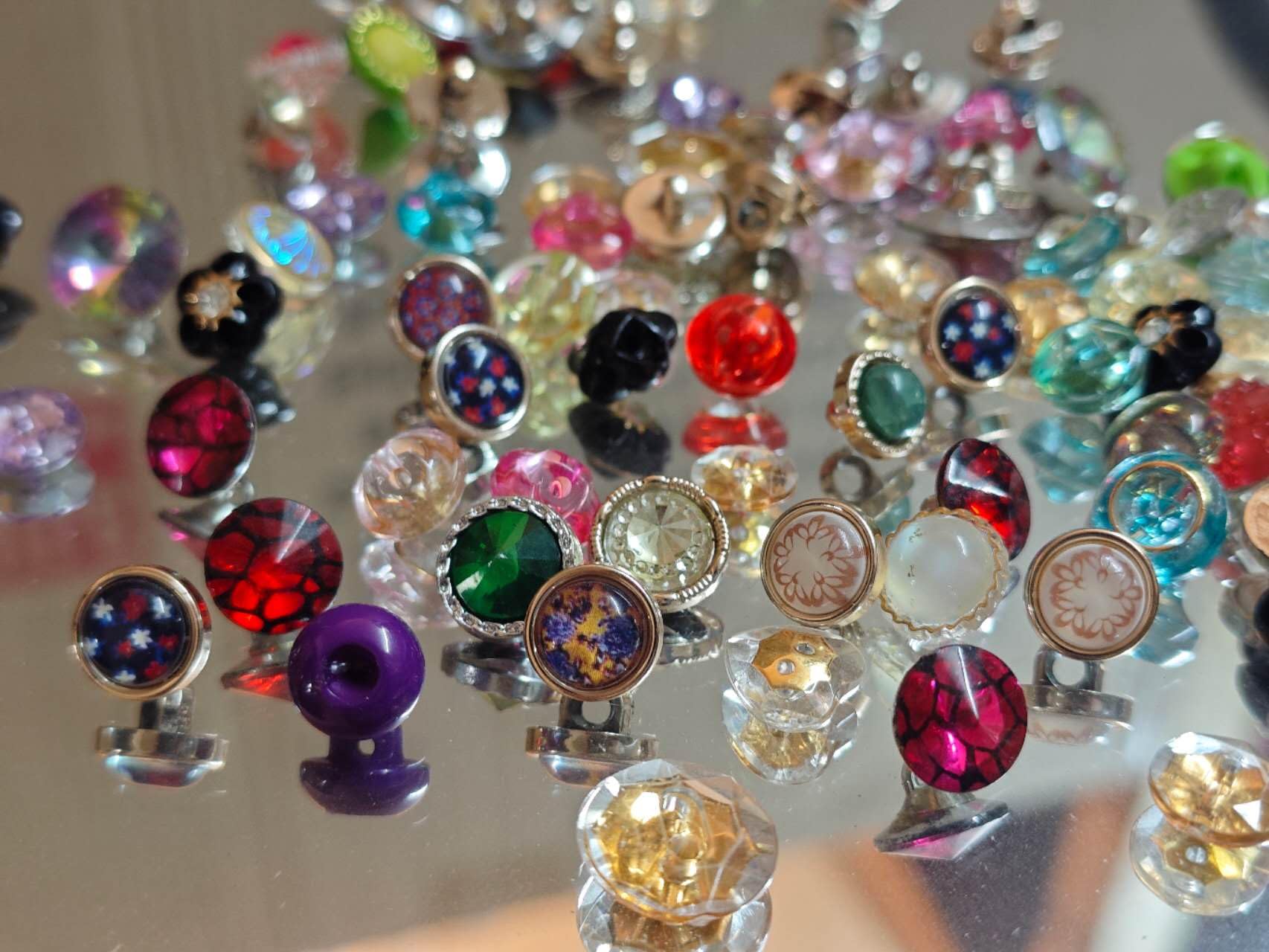 Buttons Arts Crafts Sewing Haberdashery Button 100-170pcs Mixed Acrylic Wood Metal Mother of Pearl Shell Craft Beads Kniting Jewellery Making