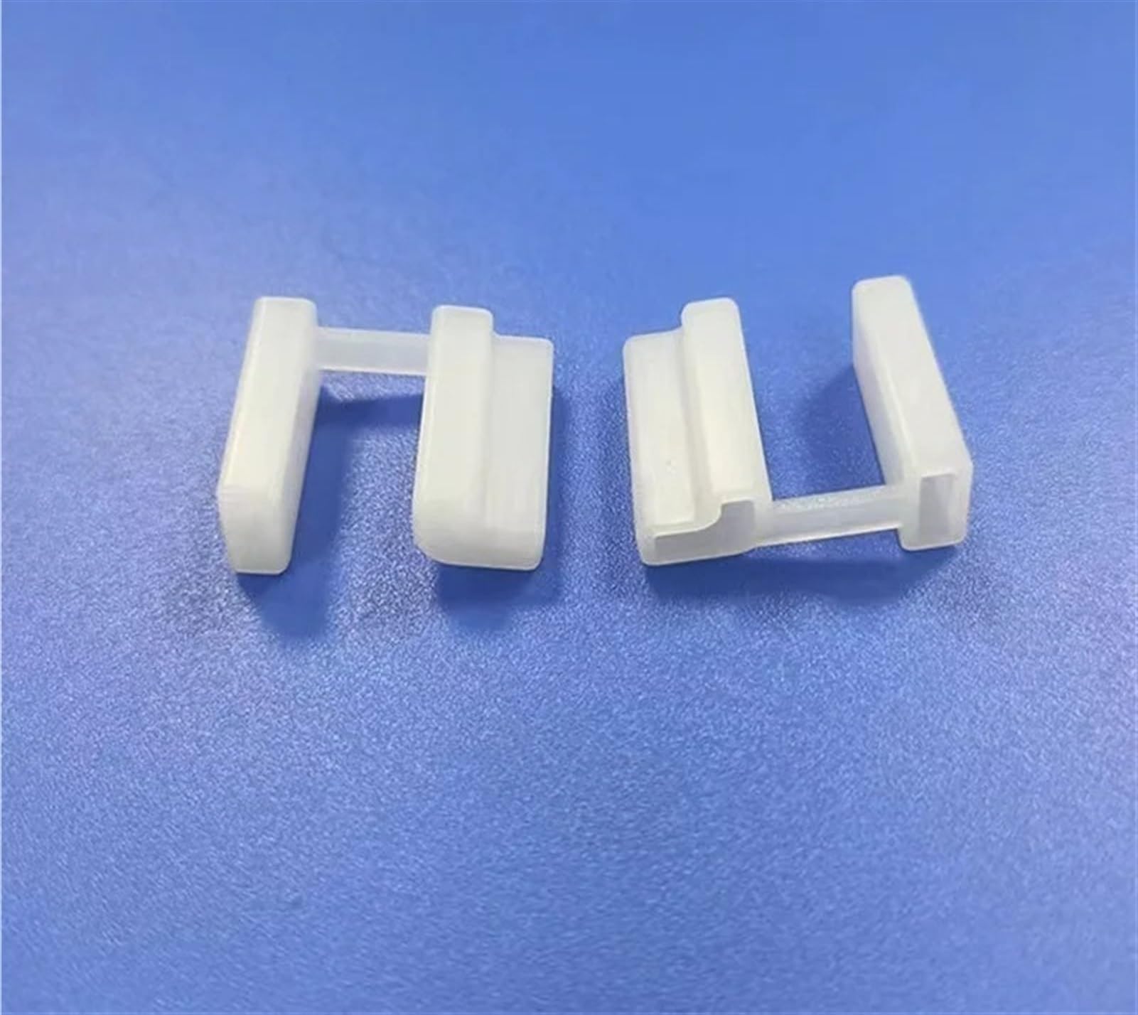 GHZHANG 1000 pieces American type two plug cover electrical plug protective cover power plug cap