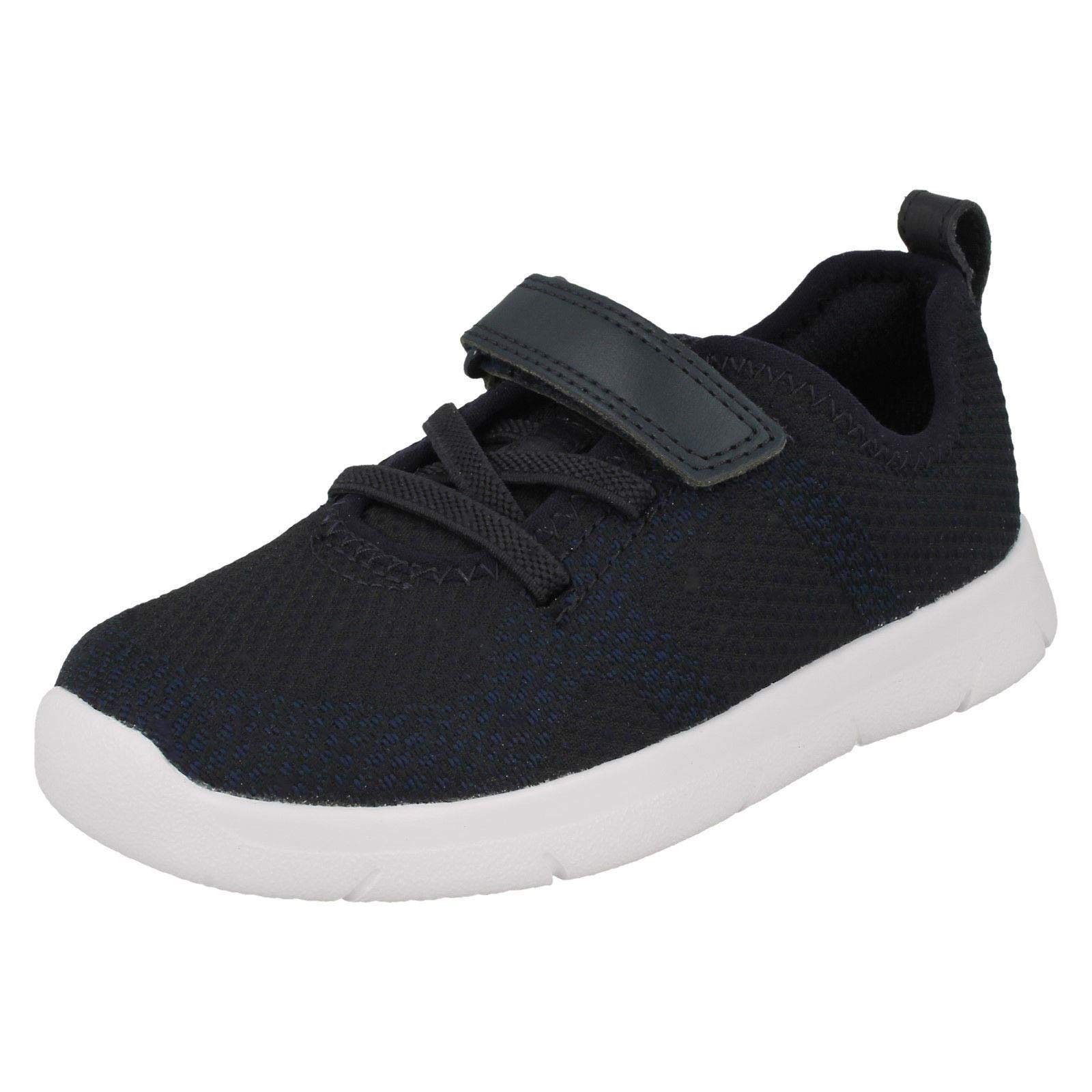 Clarks-Schuhe