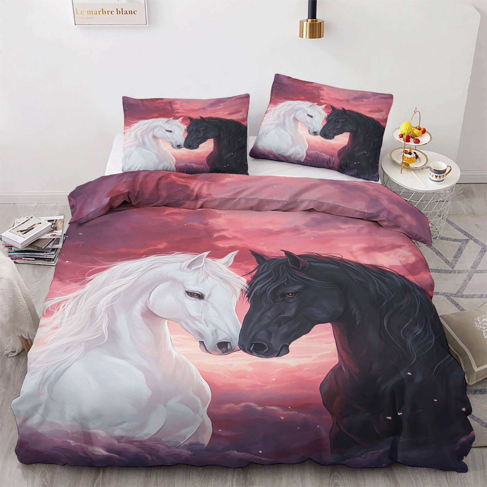 Housse de couette 200x200 cheval en microfibre noire et blanche pour déco de chambre nature