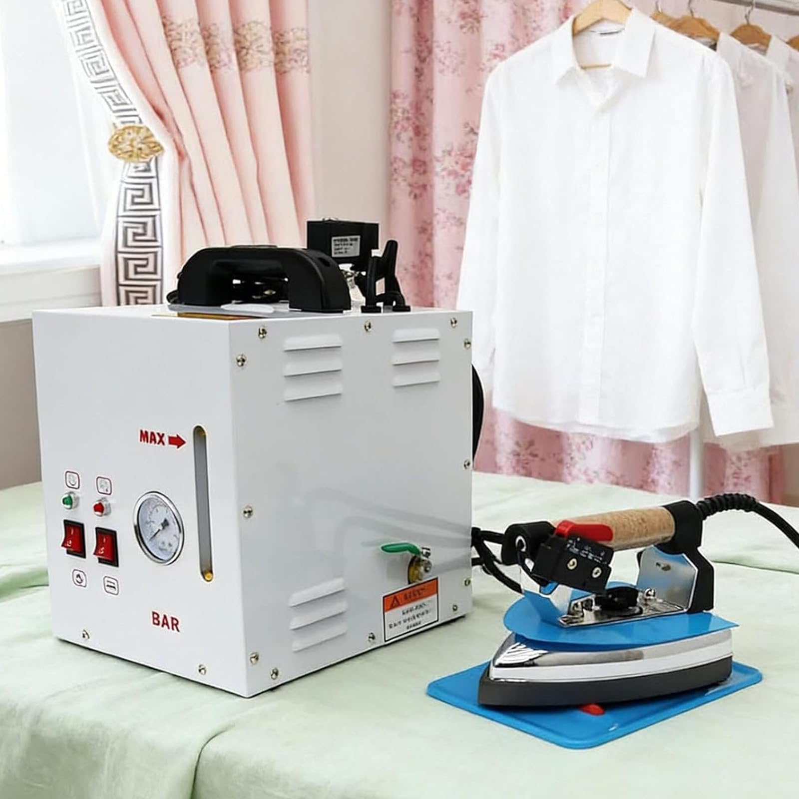 DPQYJPP 900w handheld steam boiler iron steamer,professional ironing station,1600w electric industrial steam ironwith 4l water tank suitable separate boiler,for ironing clothes,curtains,carpets
